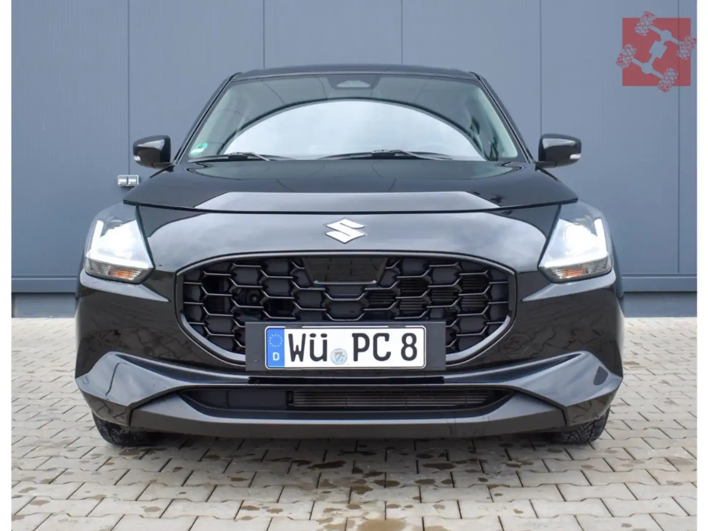 Suzuki Swift Comfort+ 1.2l MT Dualjet Hybrid Navi LED Negro - 2
