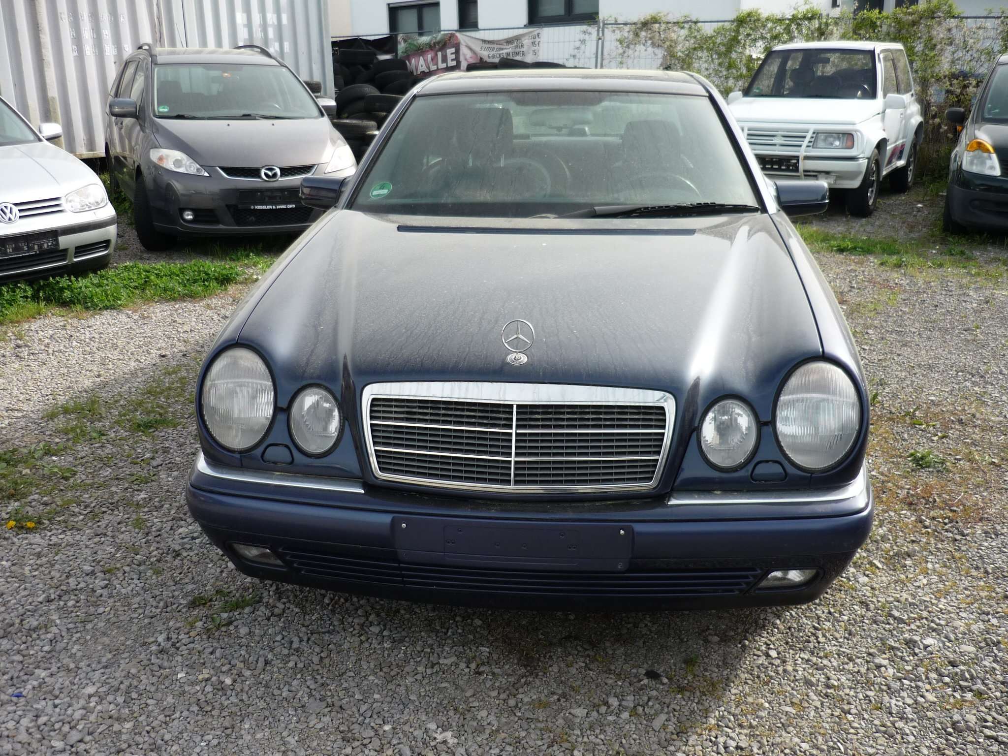 Second hand Mercedes Benz E-Class 320