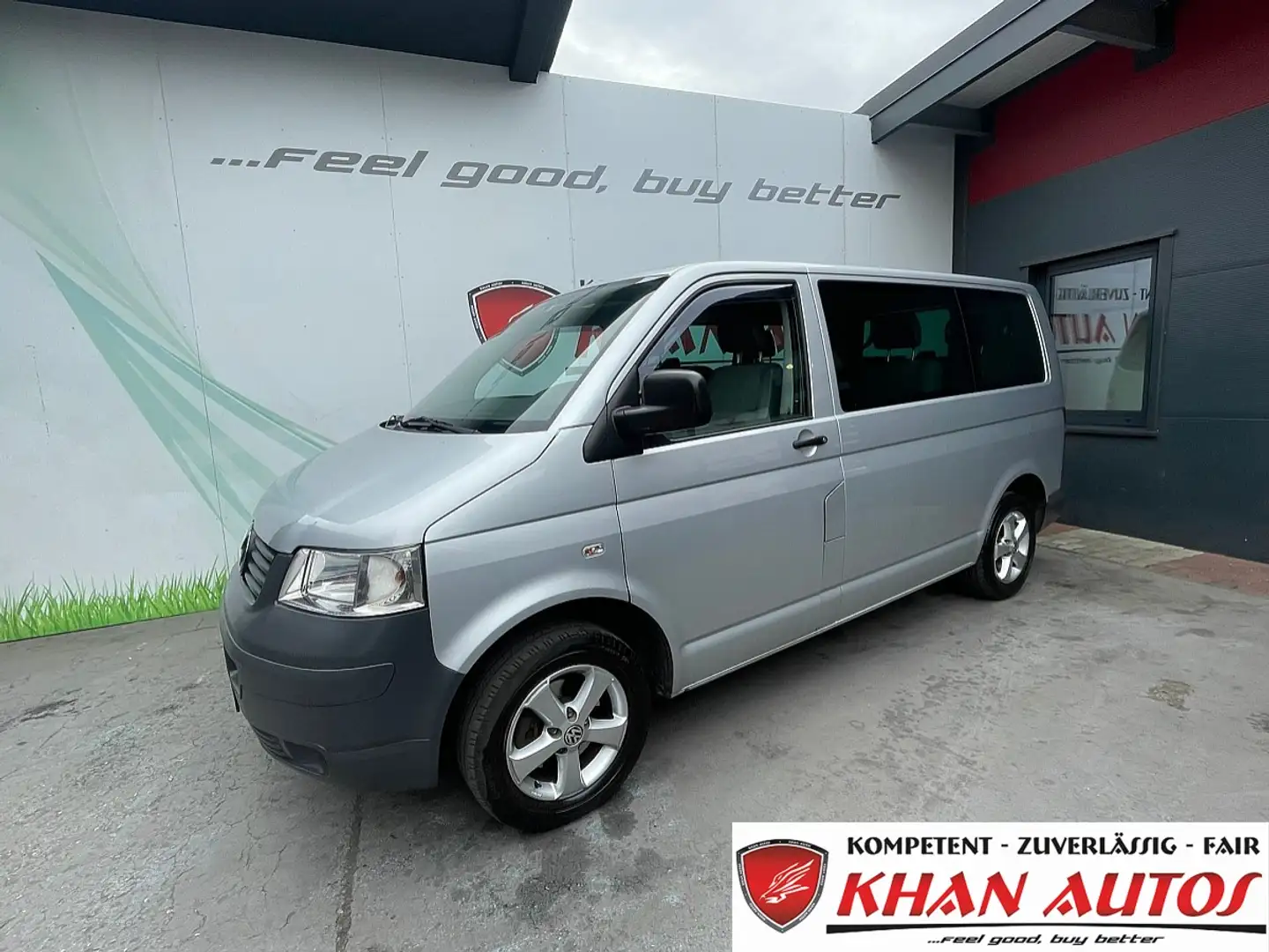 Volkswagen T5 Kombi 1,9 TDI Economy D-PF *9-Sitzer*Klima*Radio*AHK* Argent - 1
