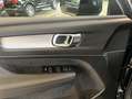 Volvo XC40 XC40 B3 Aut LED Google-Maps Kamera PDCv+h AHK Schwarz - thumbnail 17