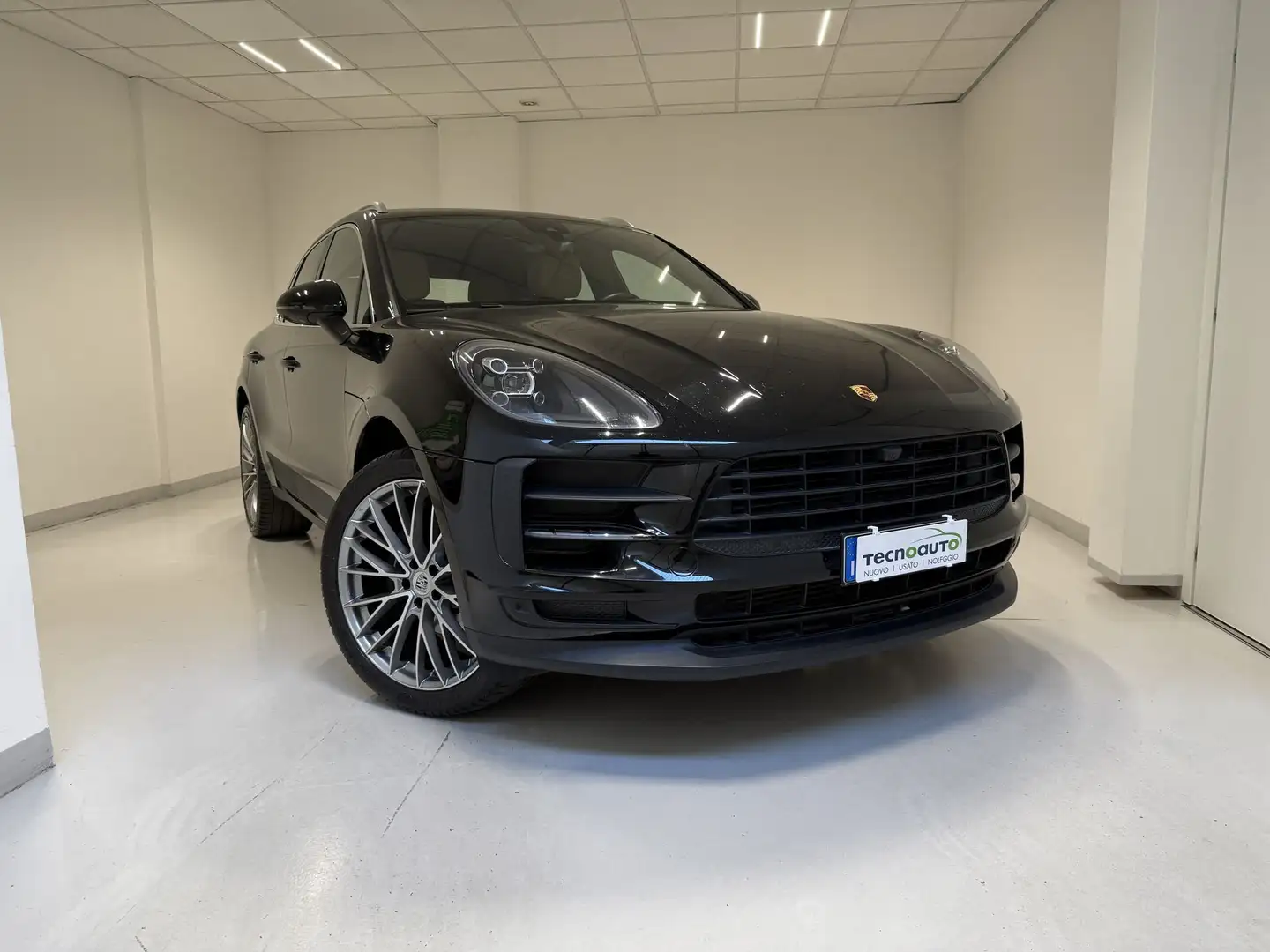 Porsche Macan 2.0 Nero - 2