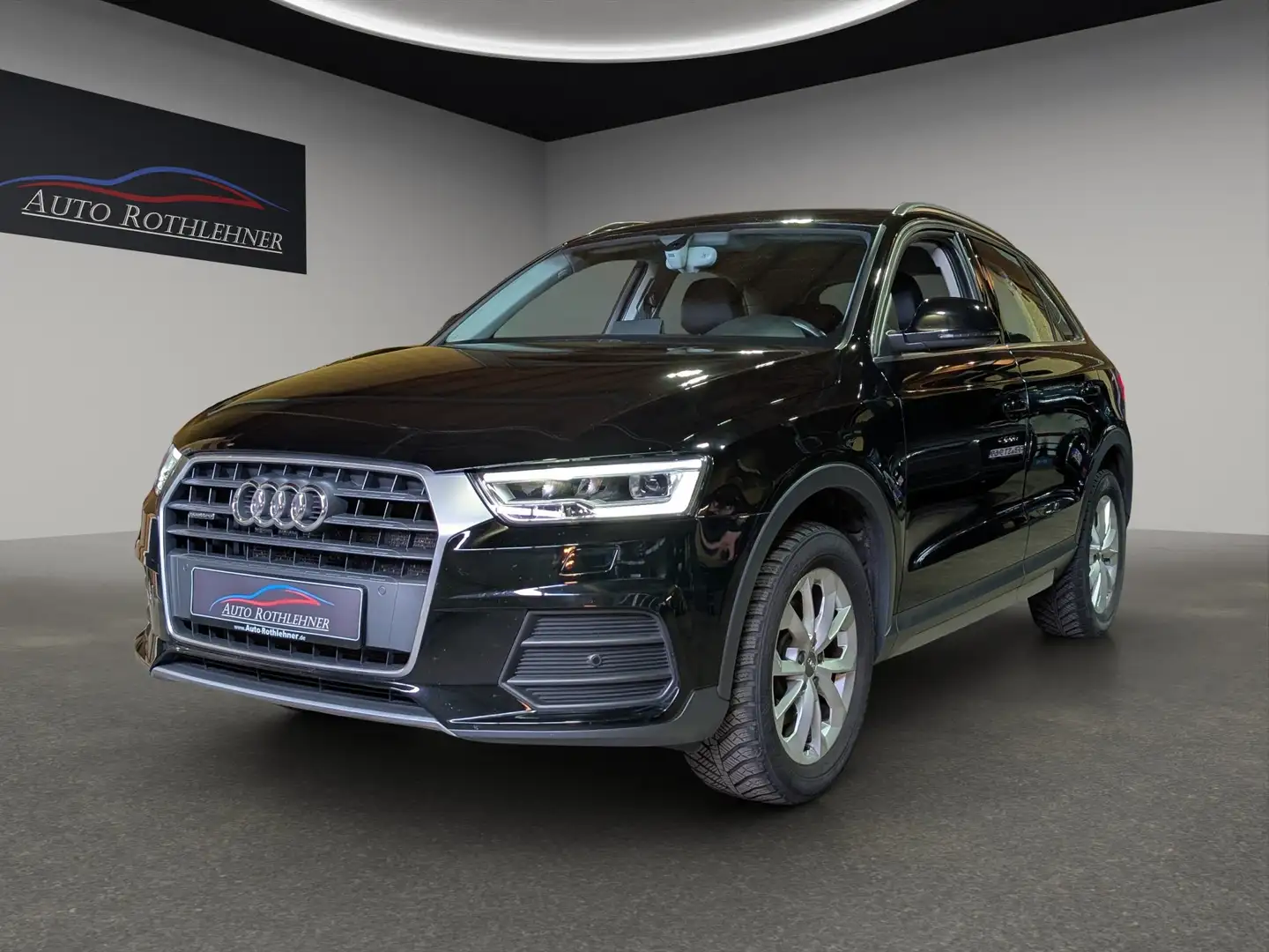 Audi Q3 2.0 TDi quattro*AHK*TÜV+Service neu*Garantie Schwarz - 1