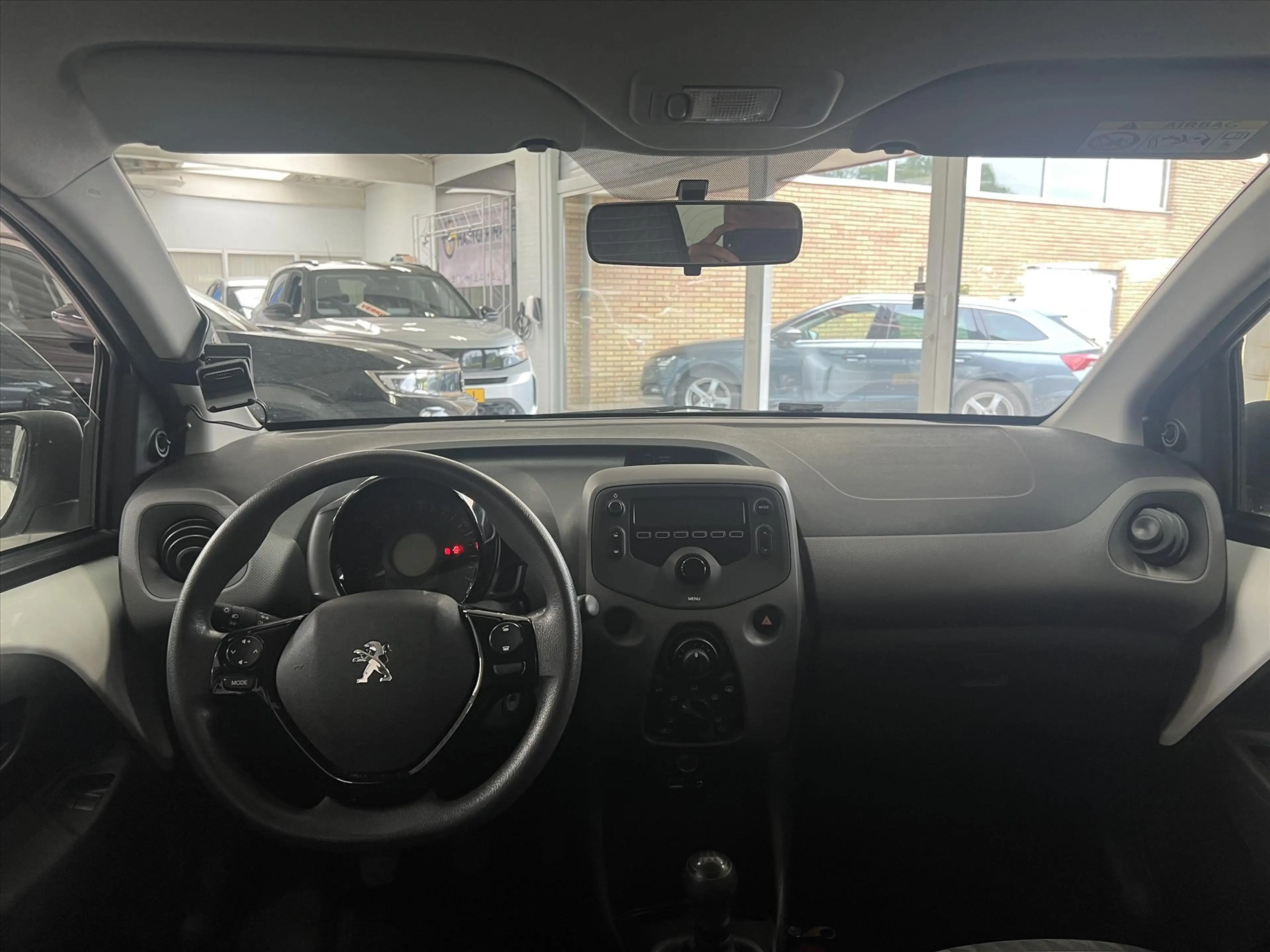 Peugeot 108 1.0 e-VTi 72pk 5D Active — photo 7