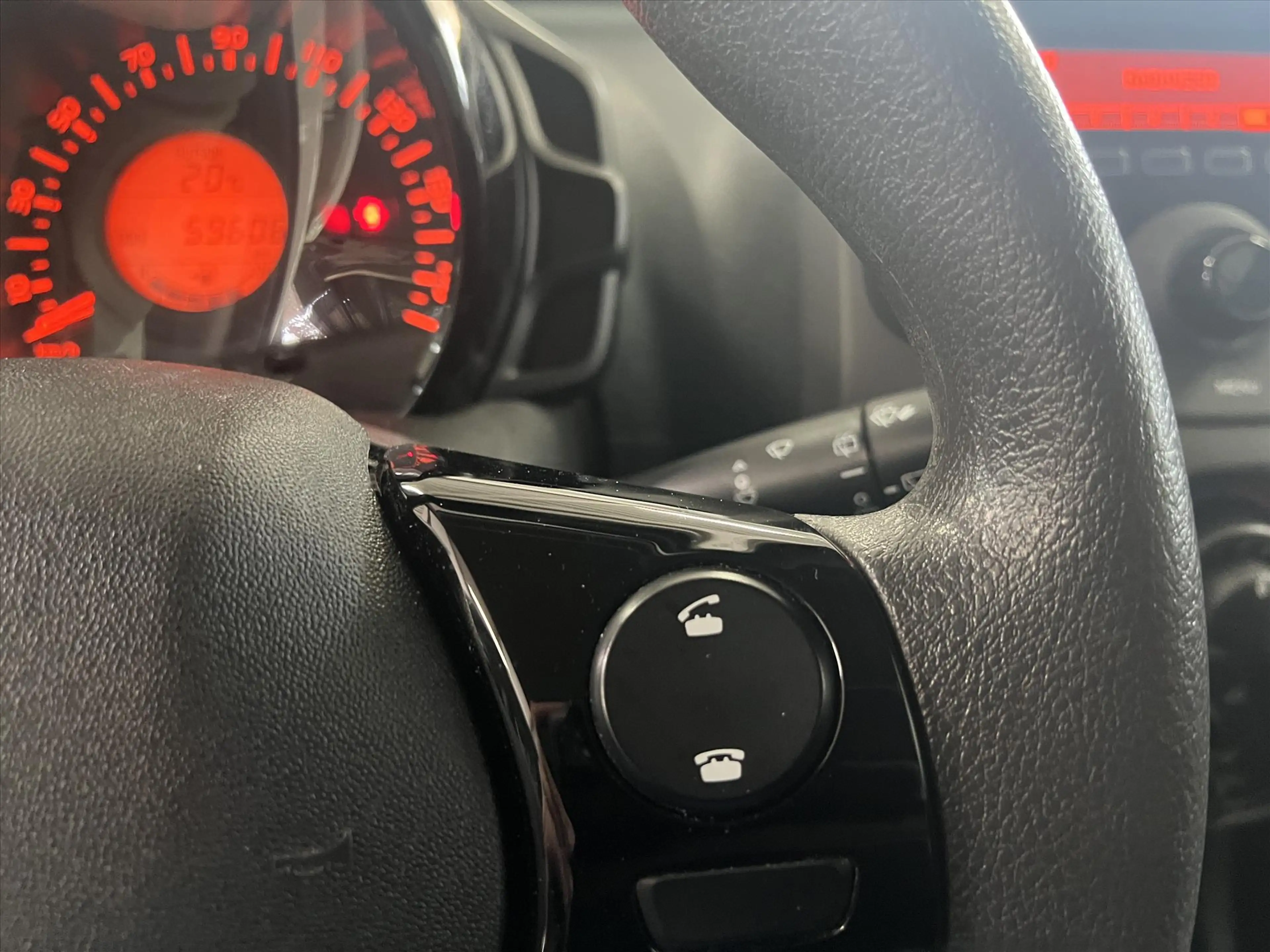 Peugeot 108 1.0 e-VTi 72pk 5D Active — photo 10