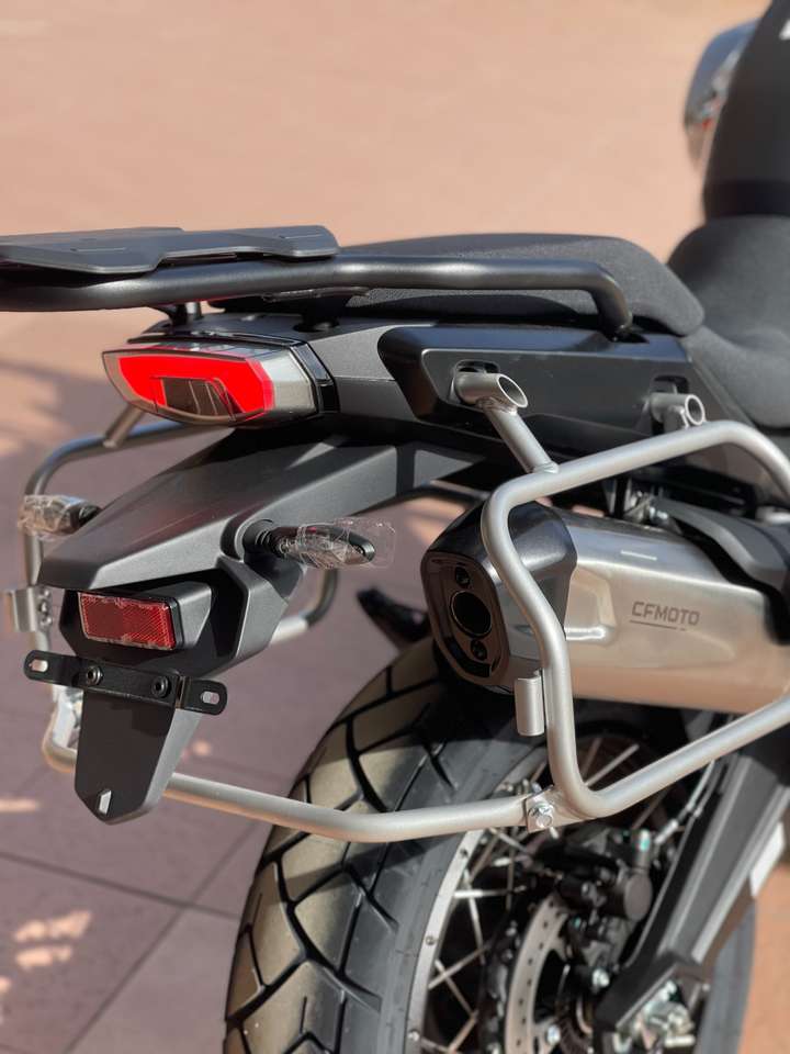 CFMOTO 700 MT ADV E5+