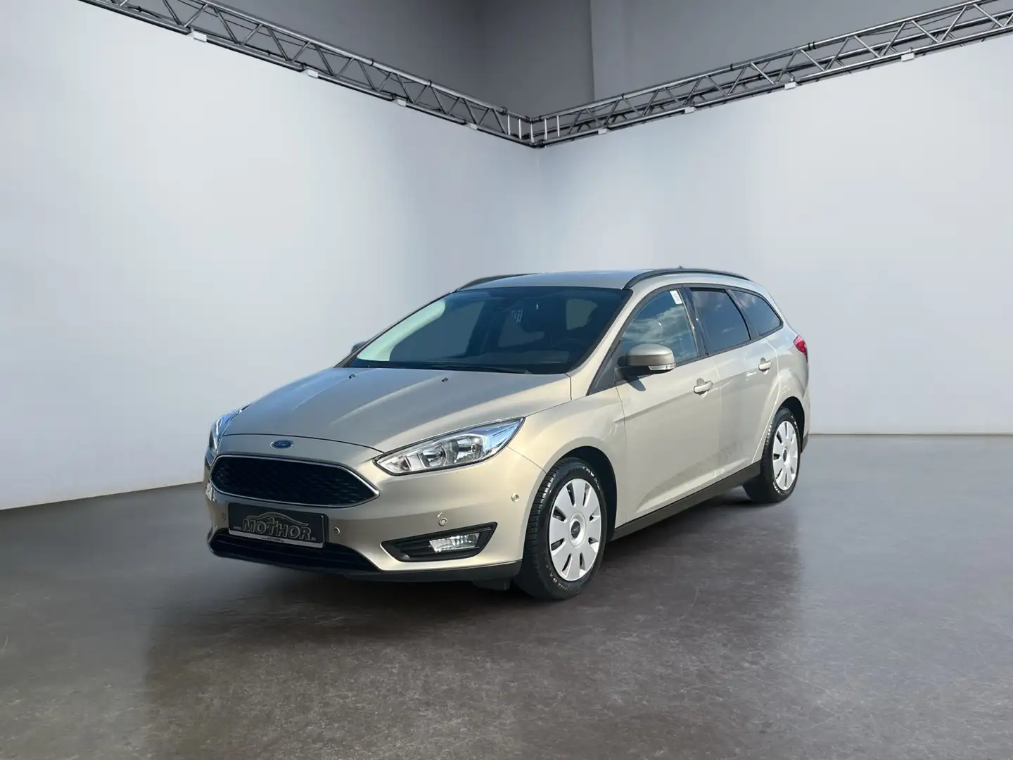 Ford Focus Turnier 1.0 EcoBoost Business W-Paket PDC Grau - 2