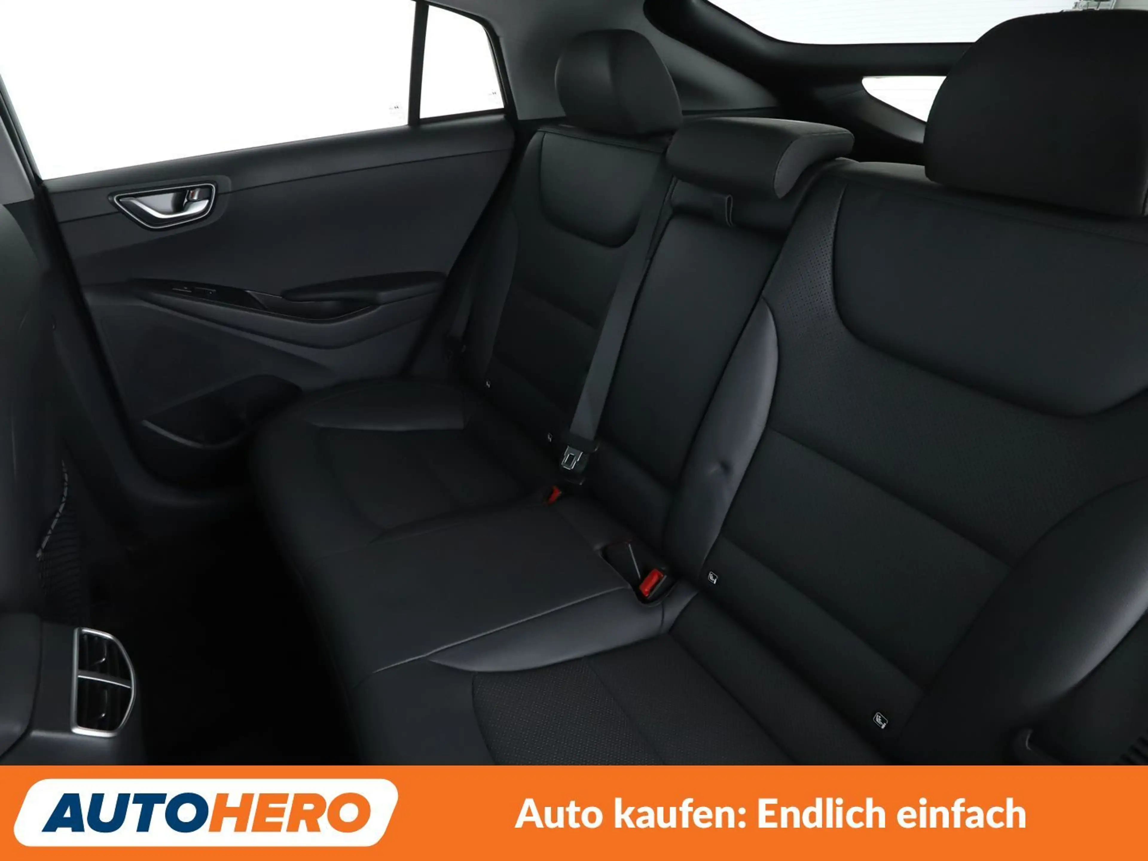 Hyundai IONIQ 1.6 Hybrid Premium Aut.*NAVI*BI-XENON*ACC*CAM*PDC* — photo 14