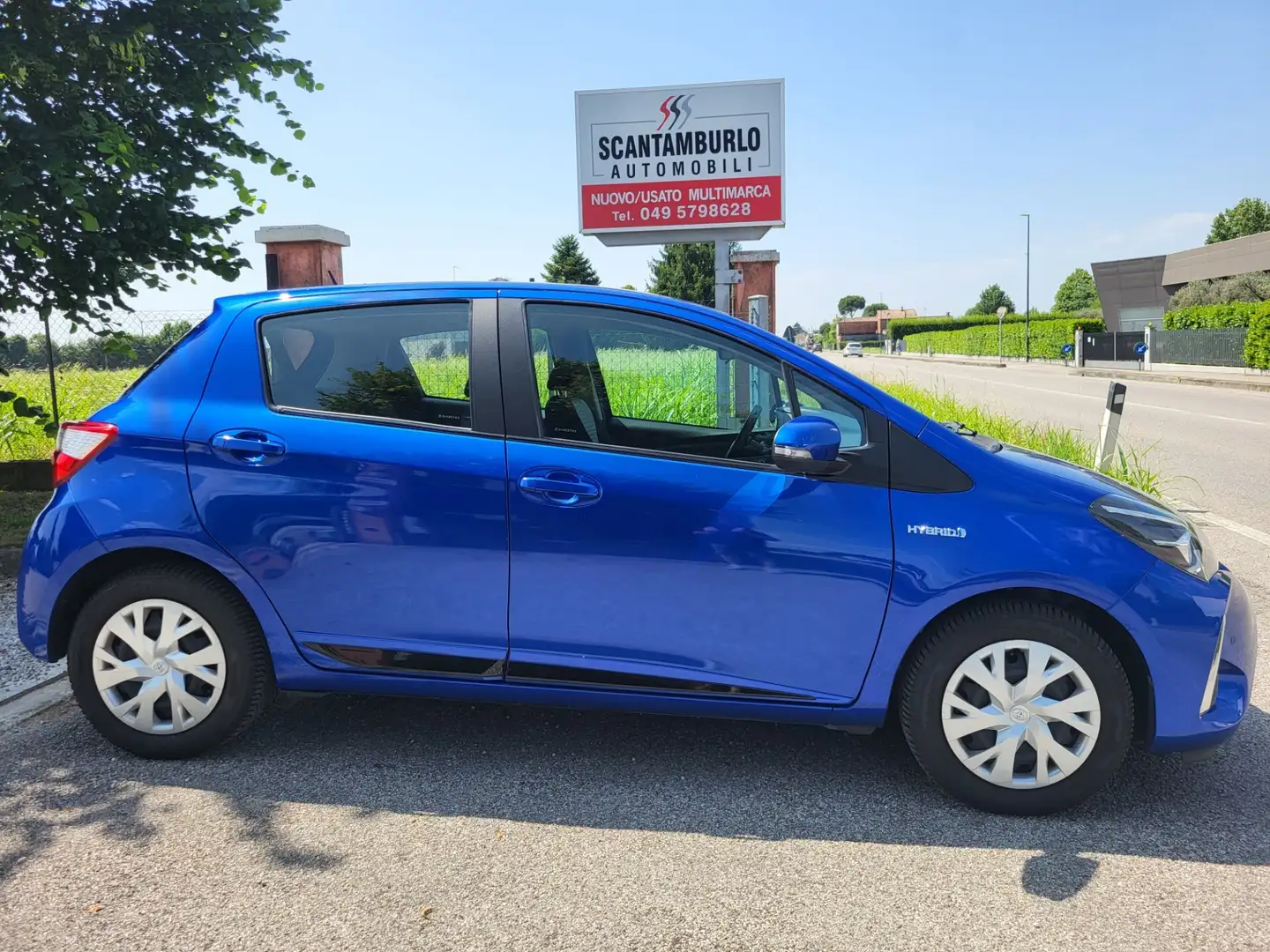 Toyota Yaris 1.5 hybrid full optional Blu/Azzurro - 1