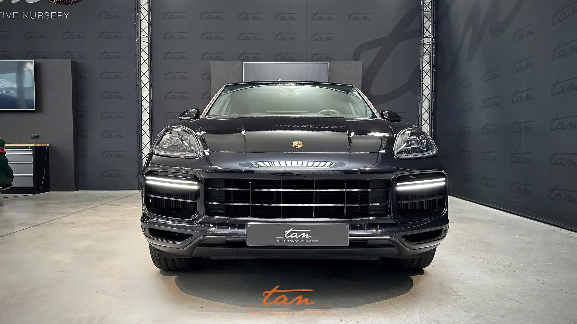 Porsche Cayenne Coupé 4.0 Turbo V8 Tiptronic S N.P. 175.783€ Schwarz - 2