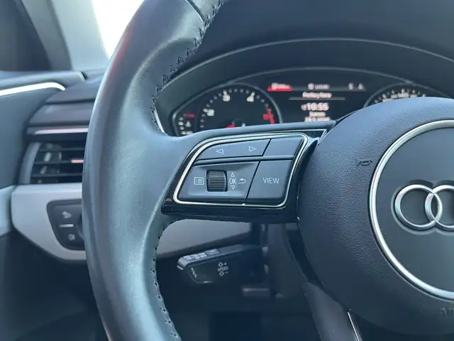 Audi A4 view 25