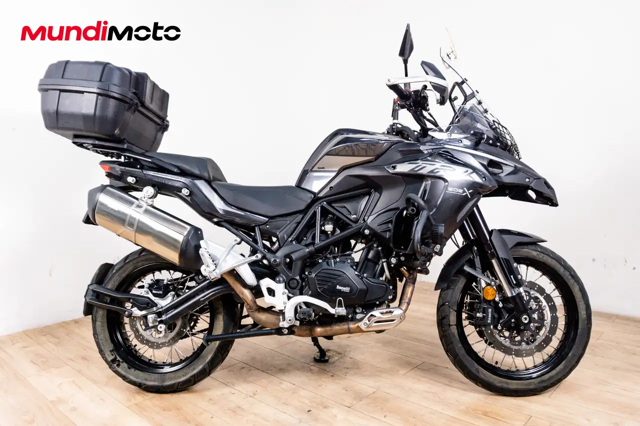 Benelli TRK 502