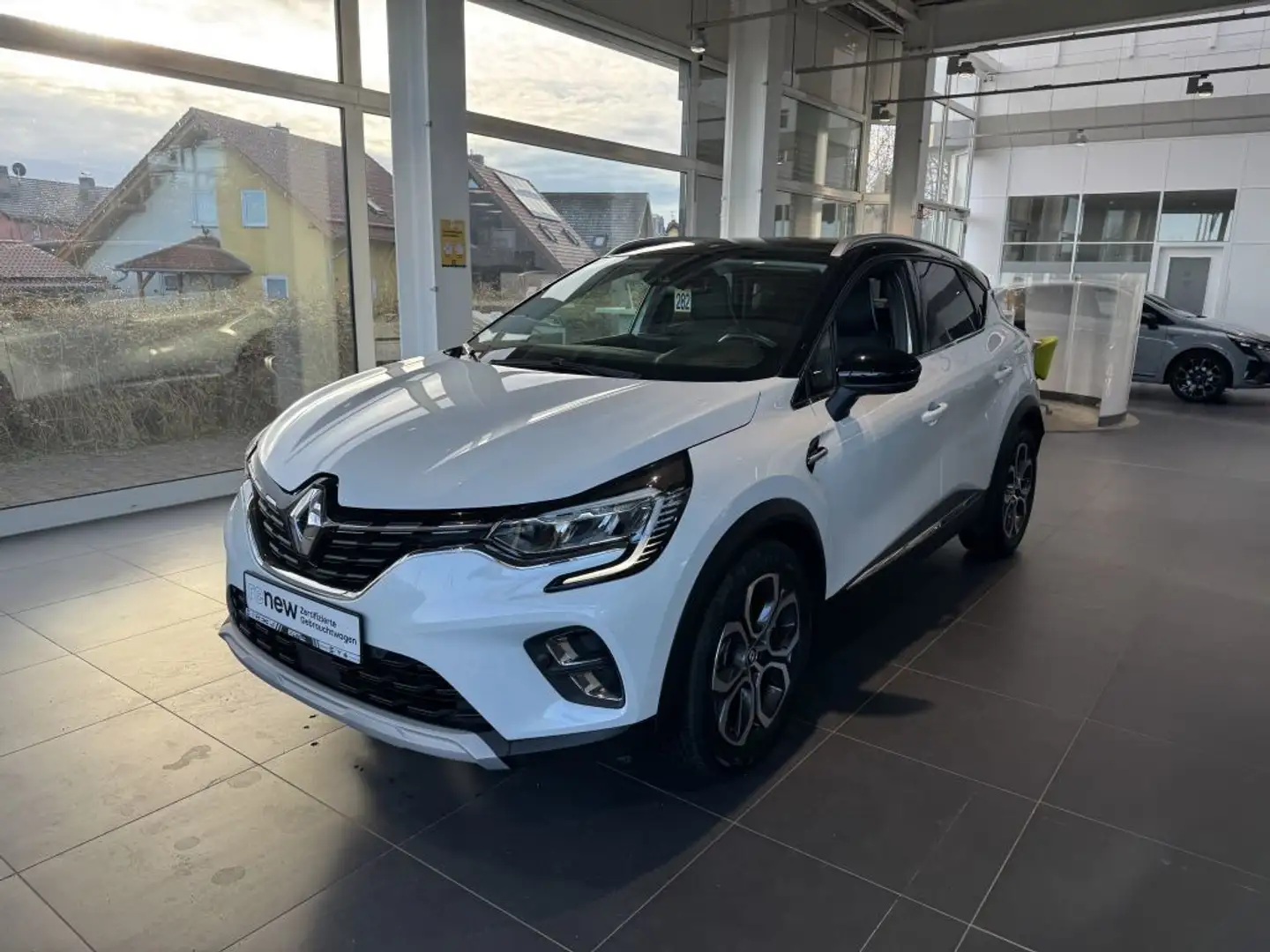 Renault Captur E-TECH PLUG-in 160 INTENS Weiß - 1