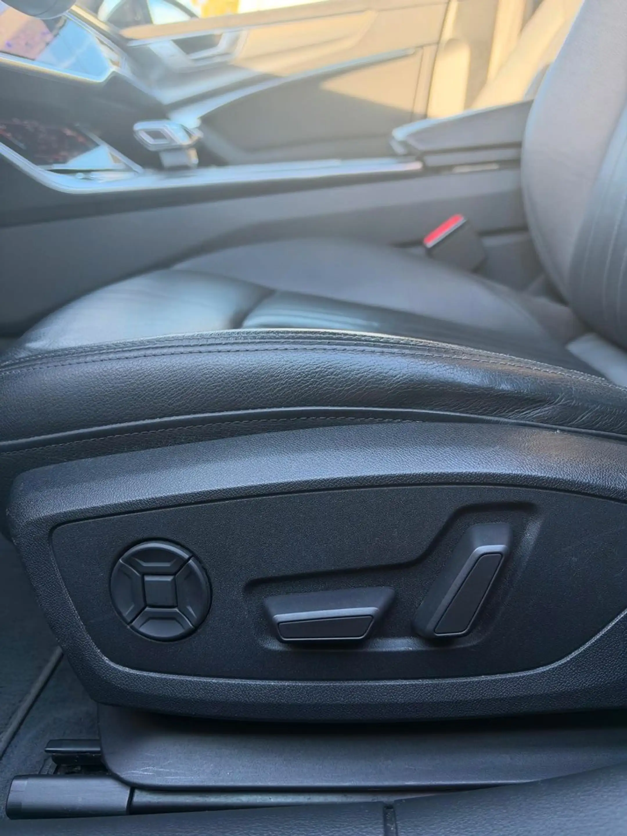 Audi A6 Lim. 45 TFSI quattro design LED*NAVI*KAMERA* — photo 13