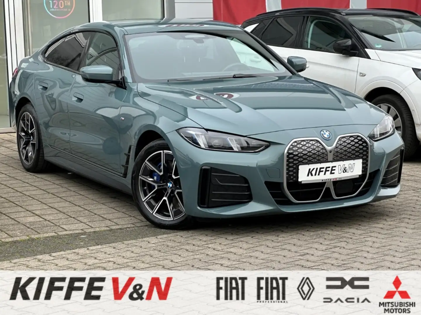 BMW i4 Gran Coupe xDrive40 M SPORT DA-PRO PA+ HUD Grün - 1