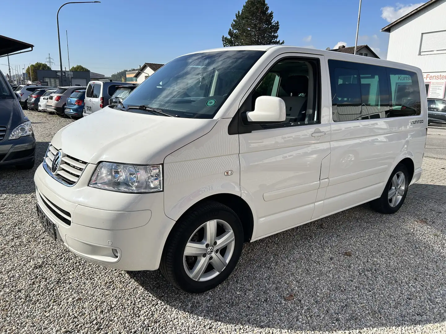 Volkswagen T5 Transporter Multivan 2.5 TDI Aut.7-Sitzer AHK Blanc - 1