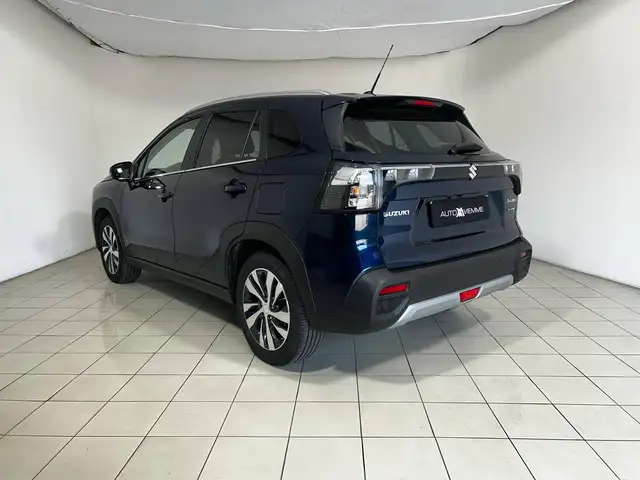 Suzuki S-Cross view 5