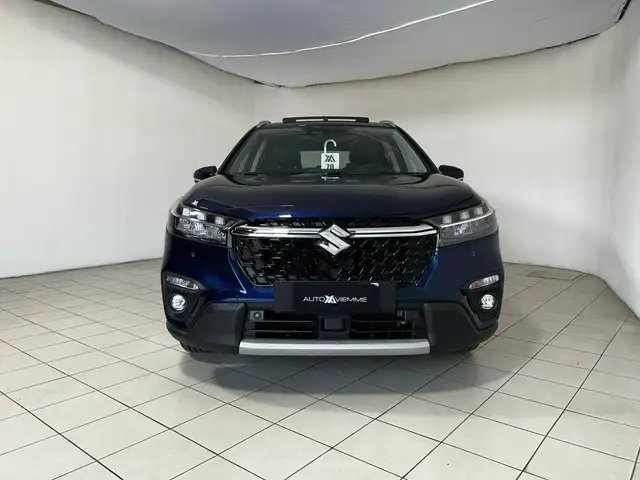 Suzuki S-Cross view 3