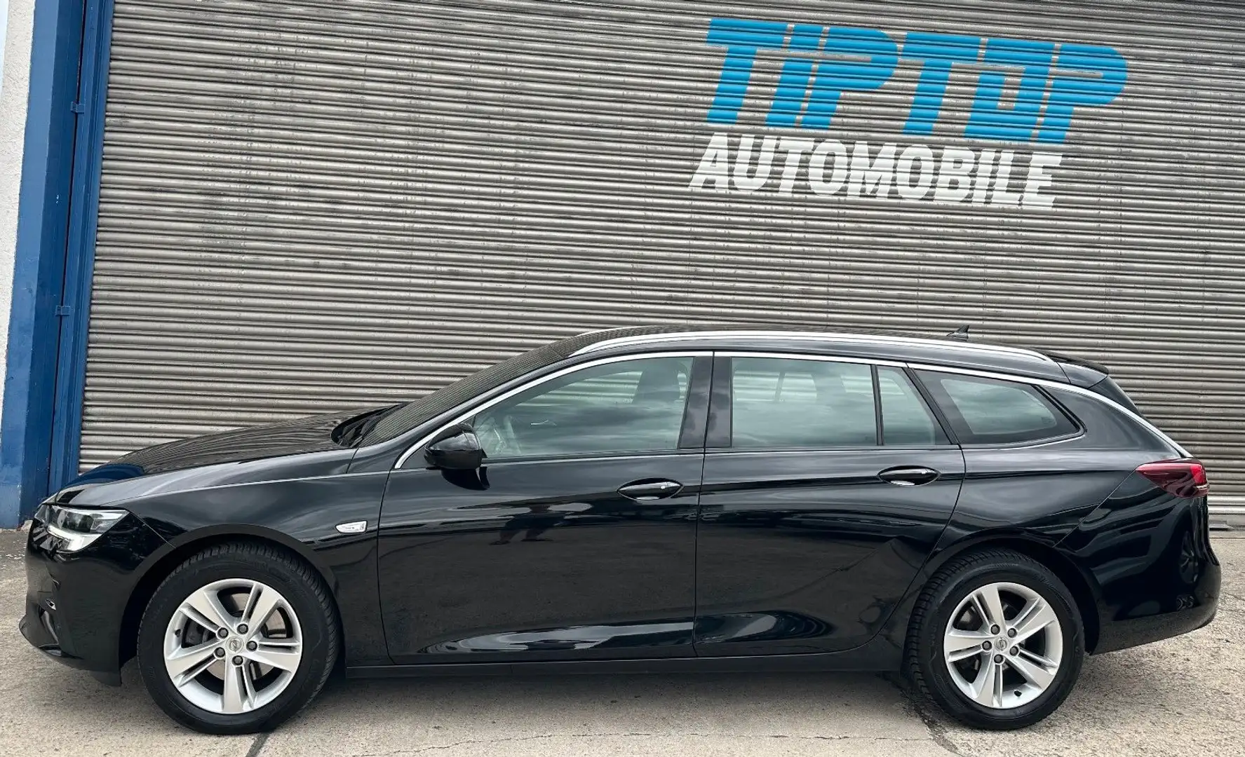 Opel Insignia B Sports Tourer Elegance*NAVI*LED*AHK* Noir - 2