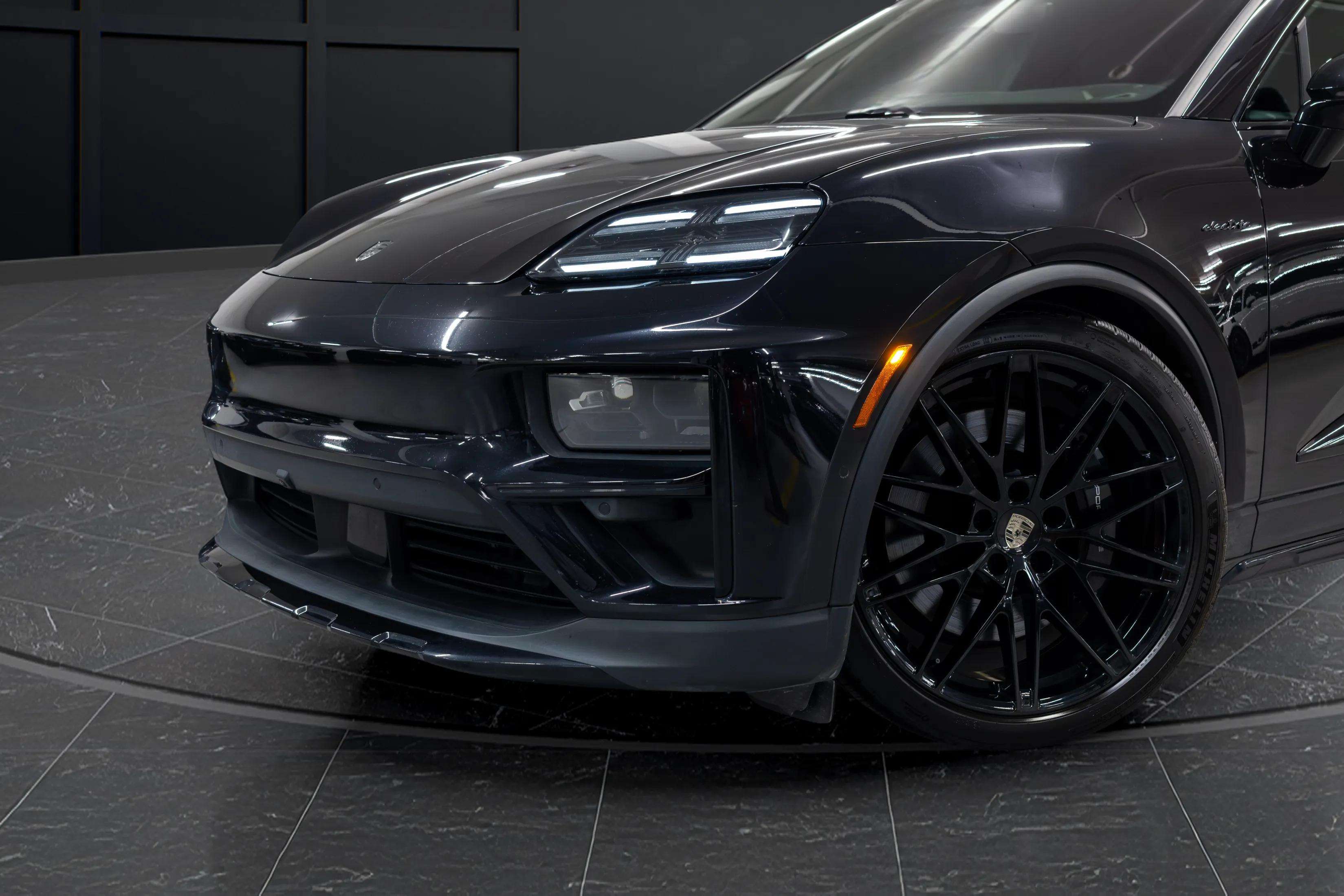 2024 Porsche Macan Electric