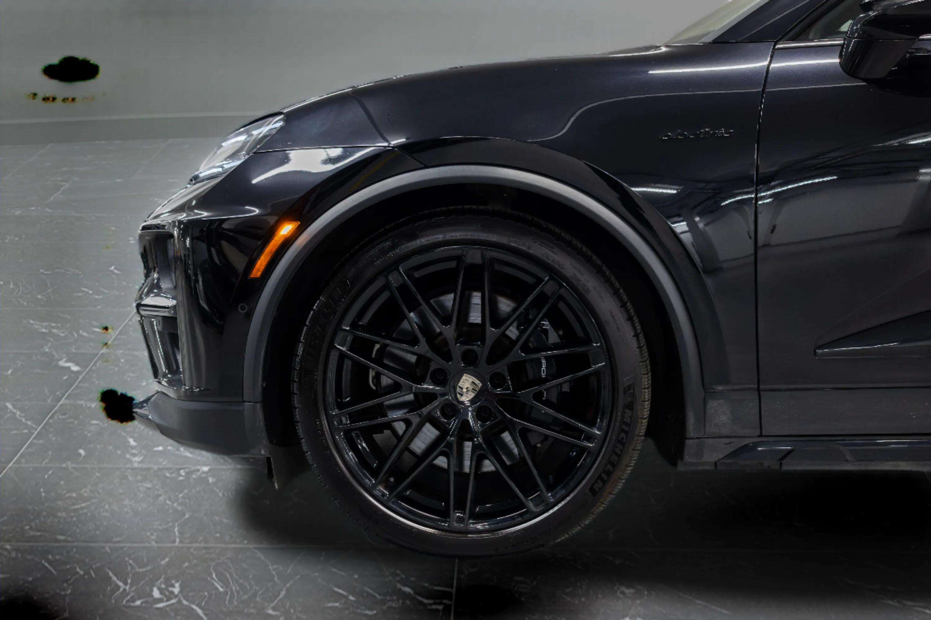 2024 Porsche Macan Electric