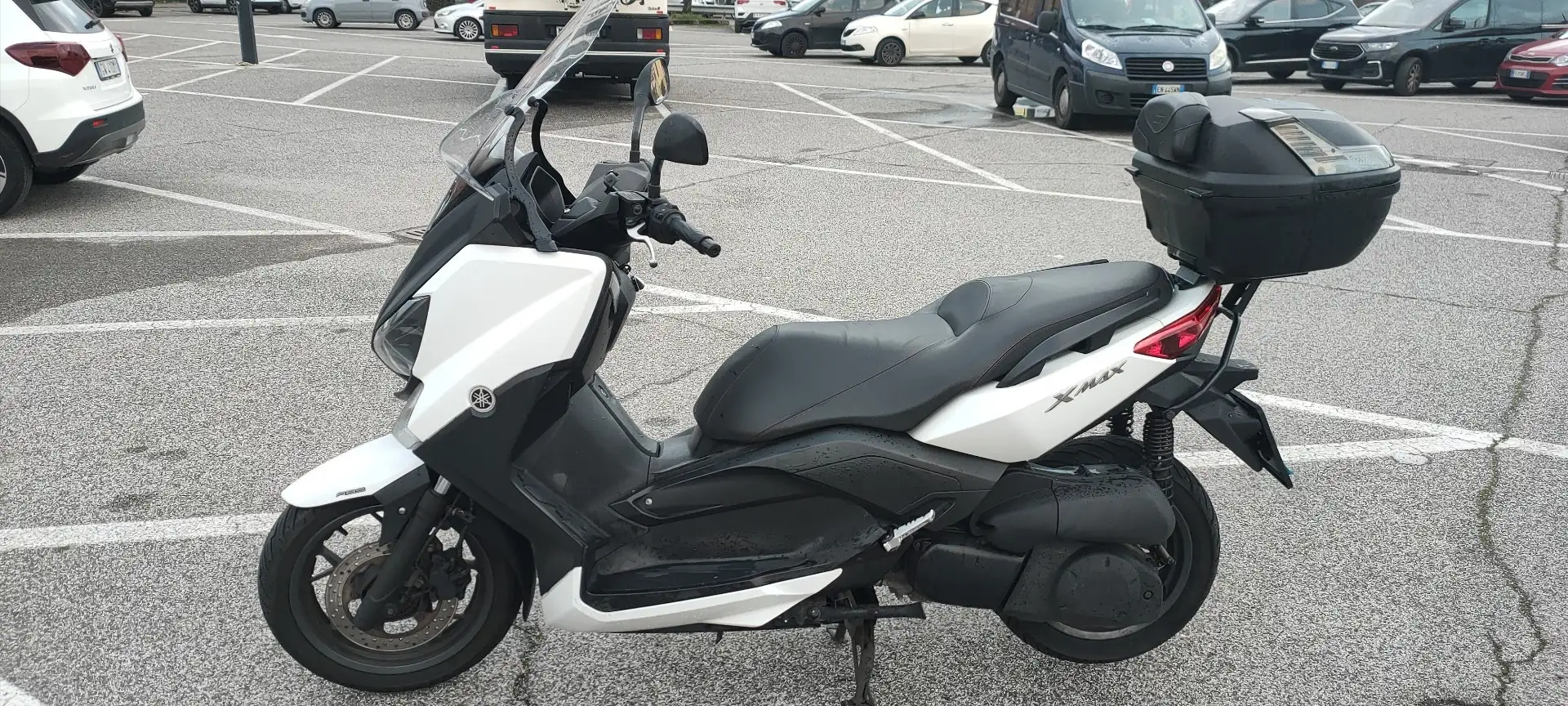 Yamaha X-Max 250 abs - 2