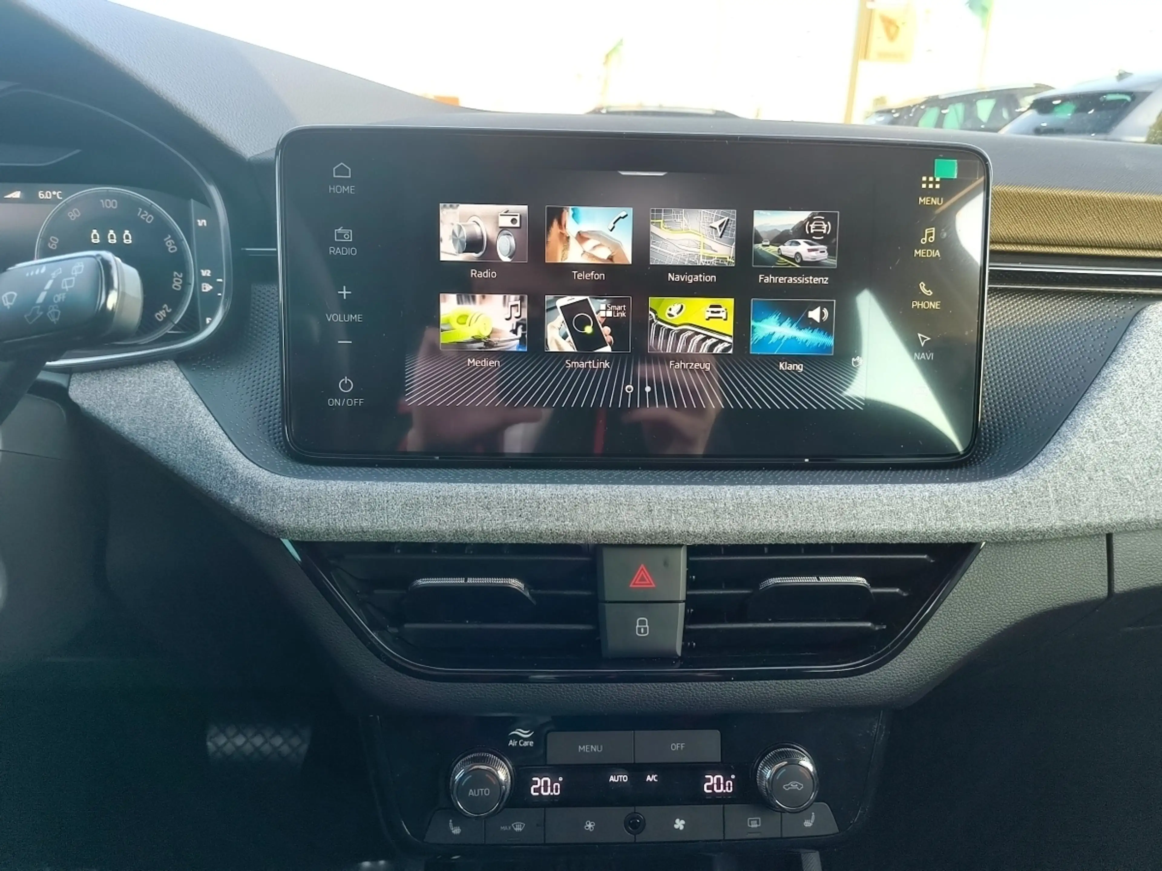 Skoda Scala 1.5 Selection DSG Matrix Navi AHK Klimaautomatik — photo 12