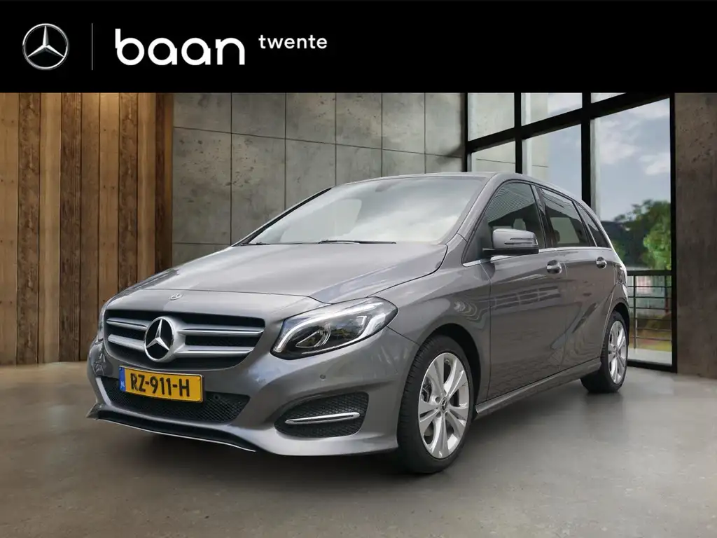 Mercedes-Benz B 180 2018 из Европы — купить под ключ