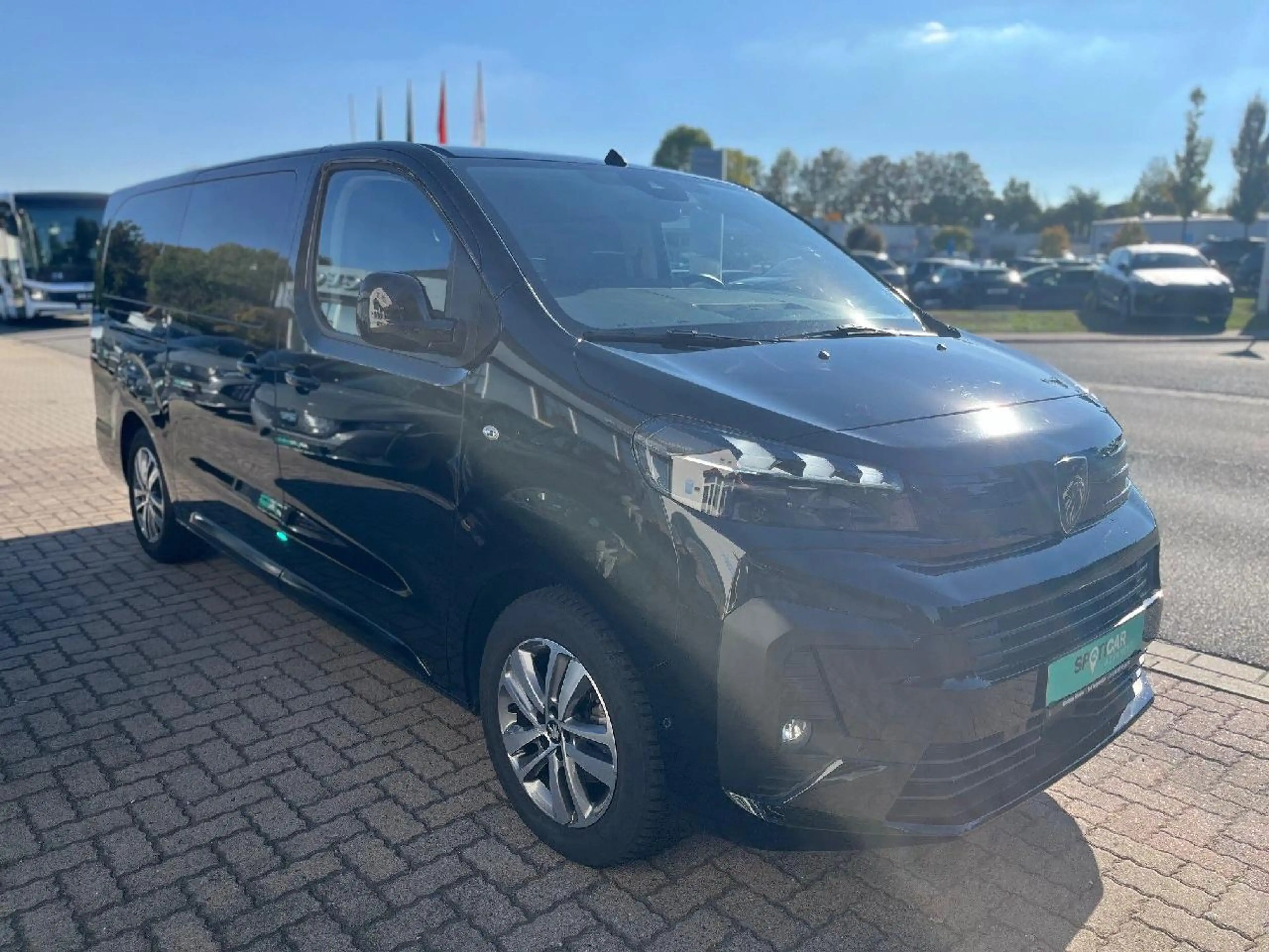 Peugeot Traveller Traveller Allure L3 +LED+Nav+8Sitzer+AHK — photo 2
