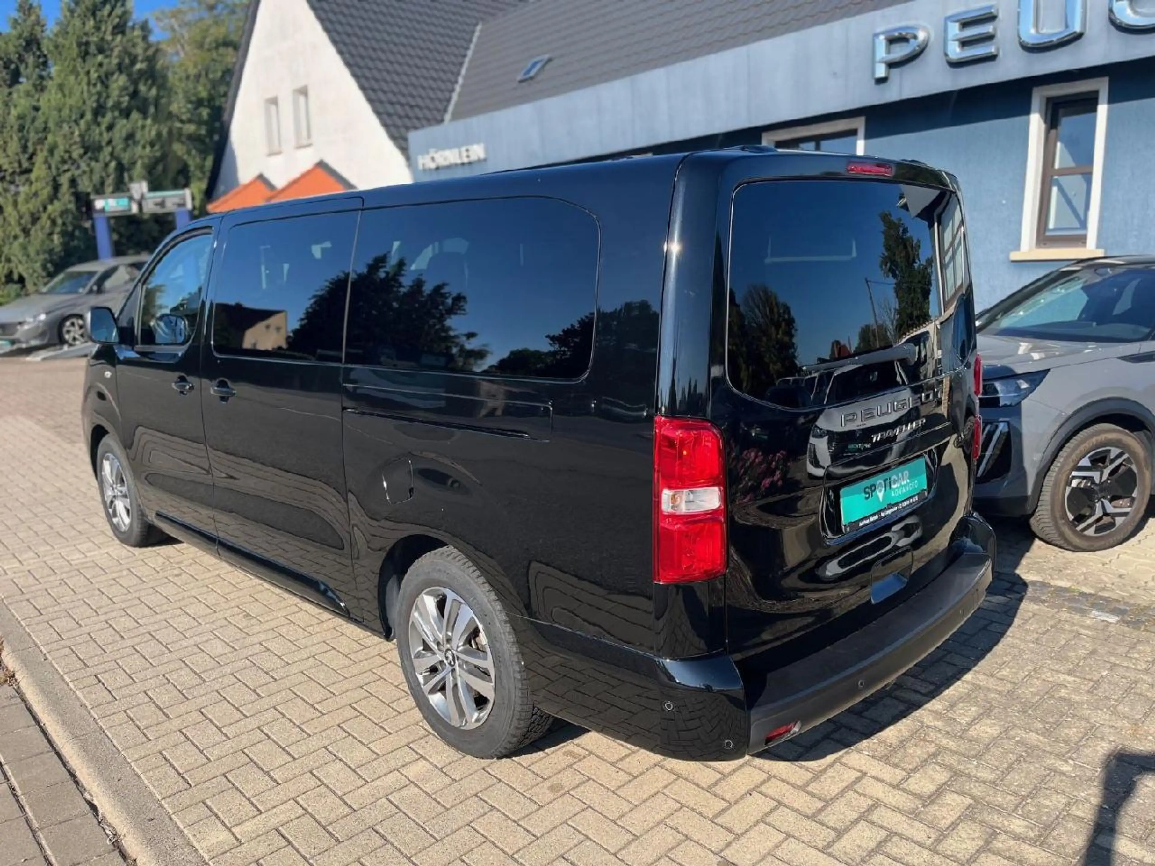 Peugeot Traveller Traveller Allure L3 +LED+Nav+8Sitzer+AHK — photo 4