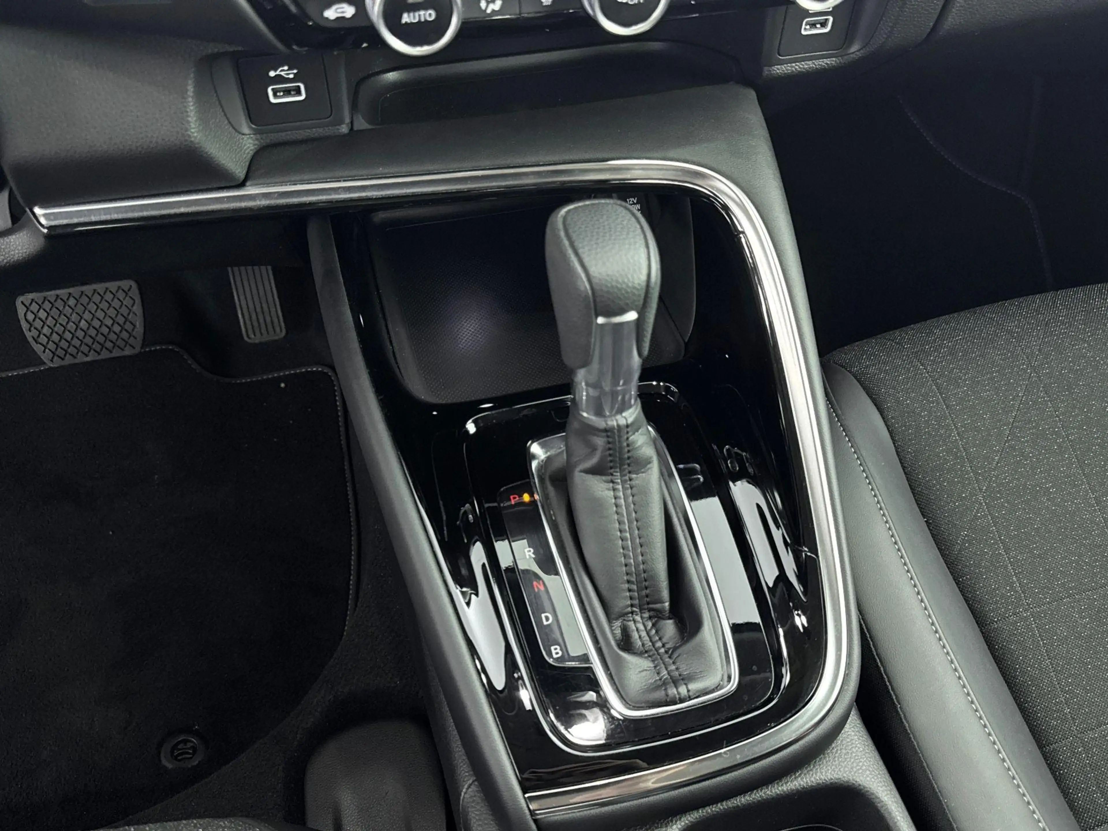 Honda HR-V 1.5 e:HEV Advance | 1/2 Leder | Navigatie | Apple — photo 15