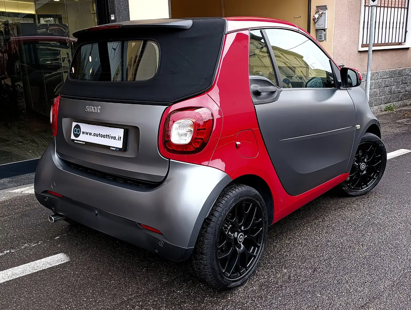 smart forTwo Cabrio 0.9 t Prime 90cv twinamic colore stupendo Grau - 2