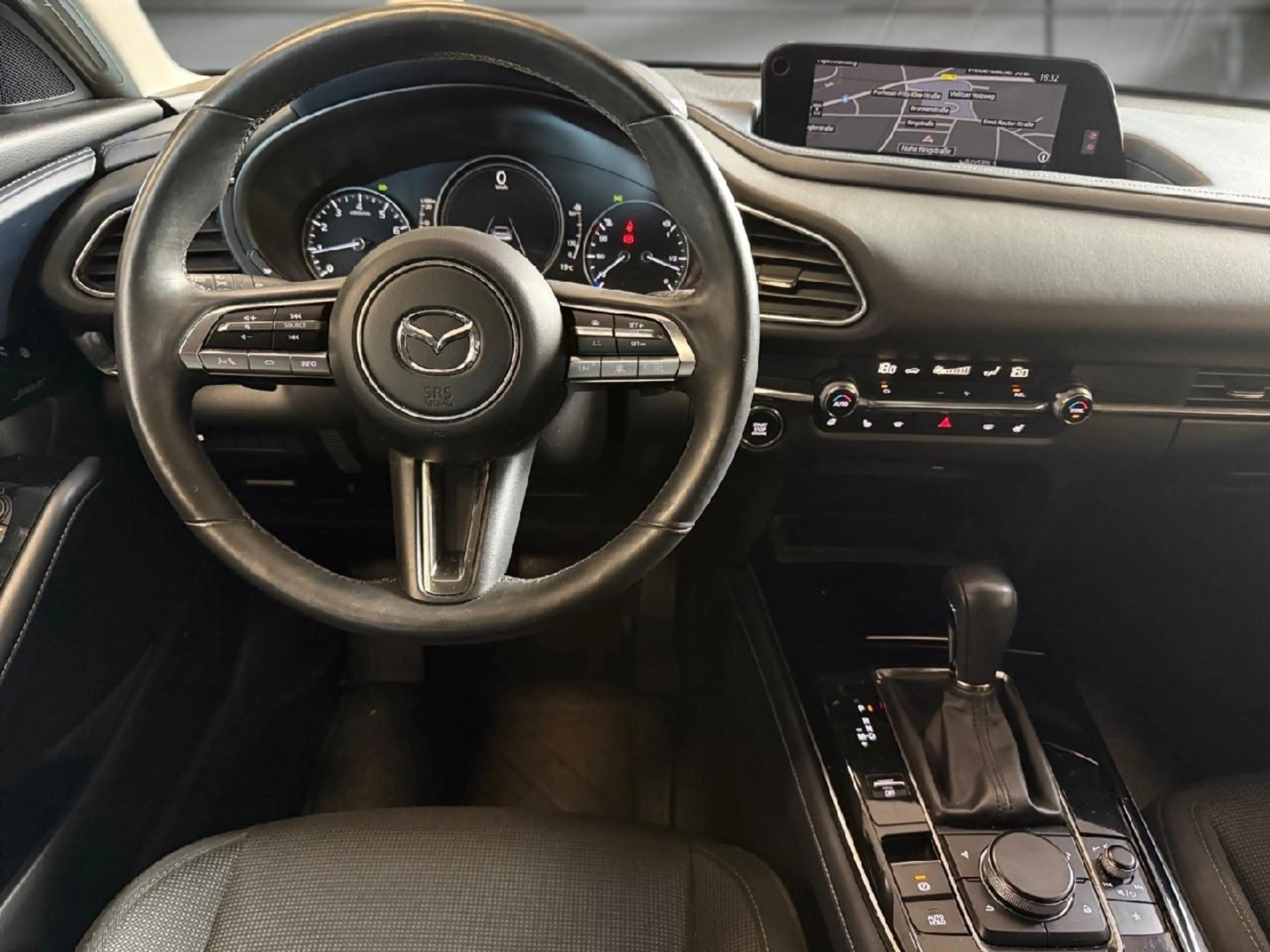 Mazda CX-30 Selection AWD — photo 10