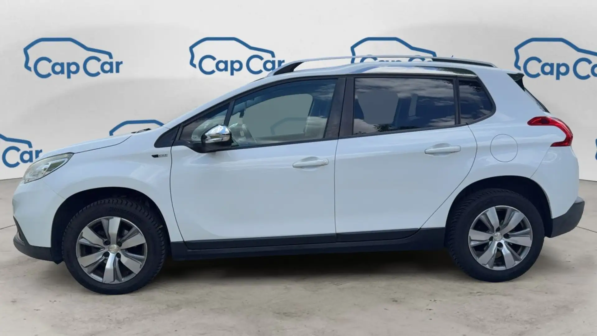 Peugeot 2008 1.6 BlueHDi 100 Style Blanc - 2