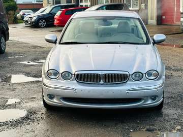 2.5 V6 4x4 Aut. Executive