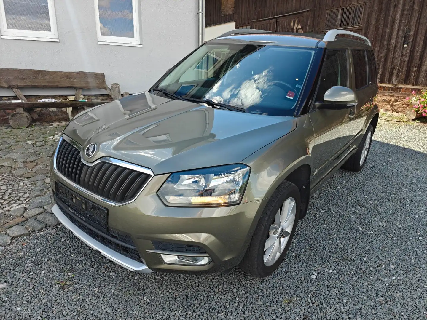 Skoda Yeti Ambition Vert - 1