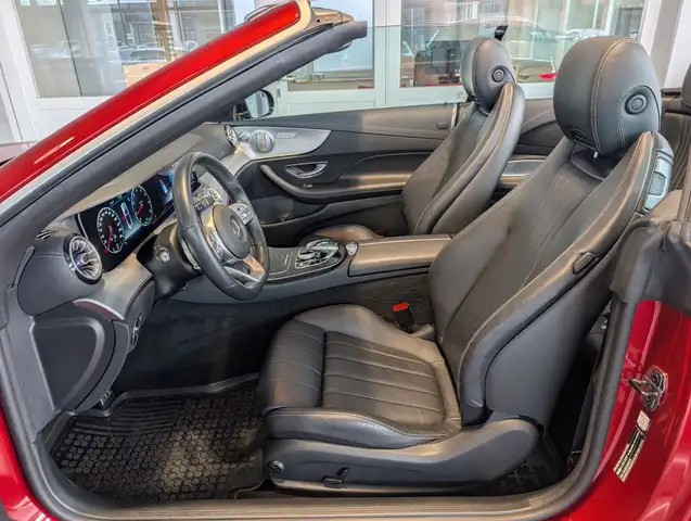 Mercedes-Benz E-Class view 7