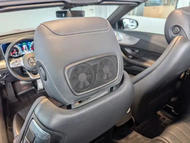 Mercedes-Benz E-Class view 8