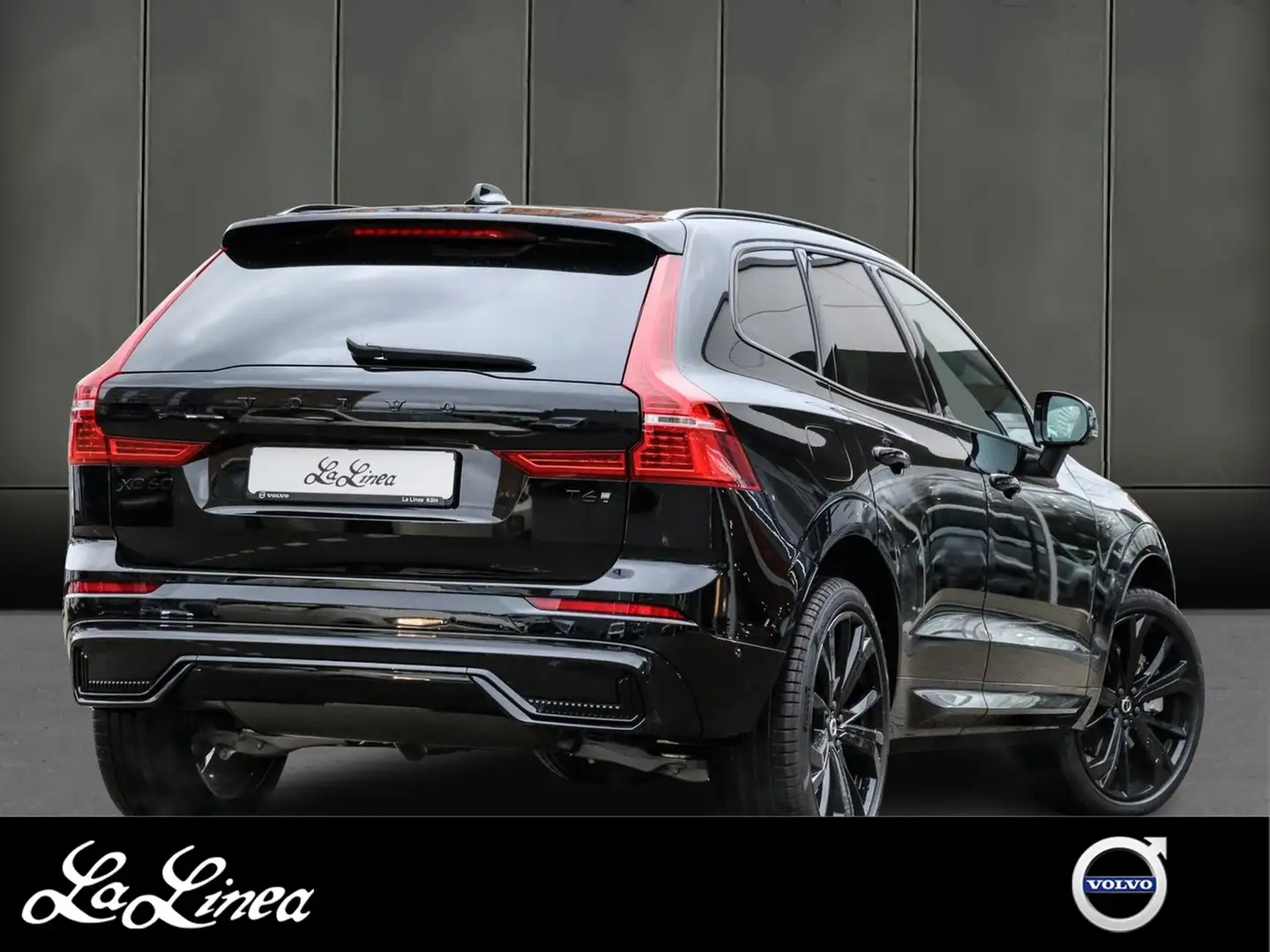 Volvo XC60 T6 AWD Recharge Plus Black Edition Schwarz - 2