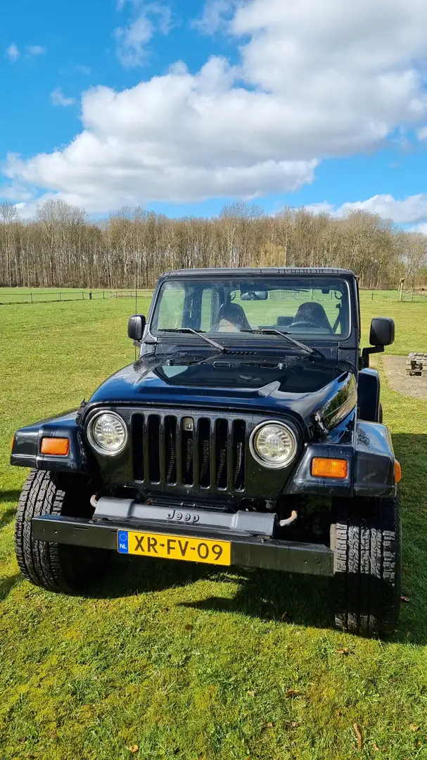 Jeep Wrangler 4.0i Hardtop | Softtop Negru - 1