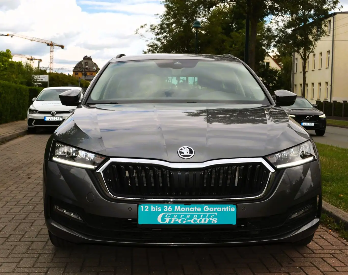 Skoda Octavia Combi Tour LED ACC Navi - 2