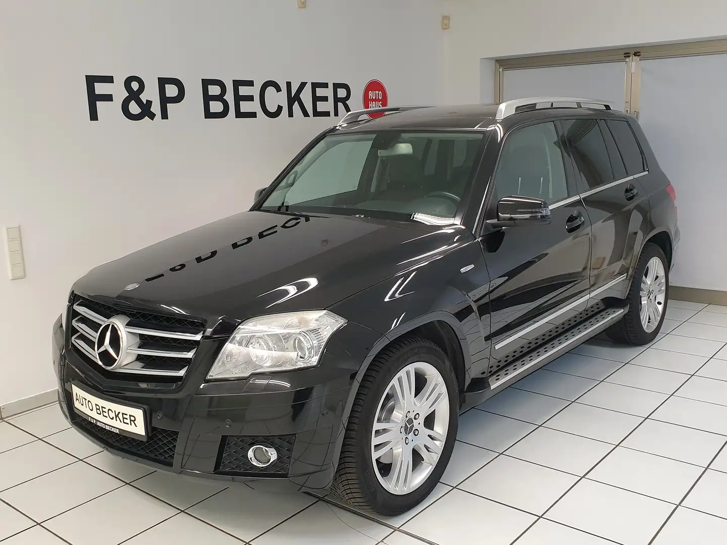 Mercedes-Benz GLK 220 CDI 4Matic BlueEFFICIENCY 7G-TRONIC Navi Pano AHK Schwarz - 1