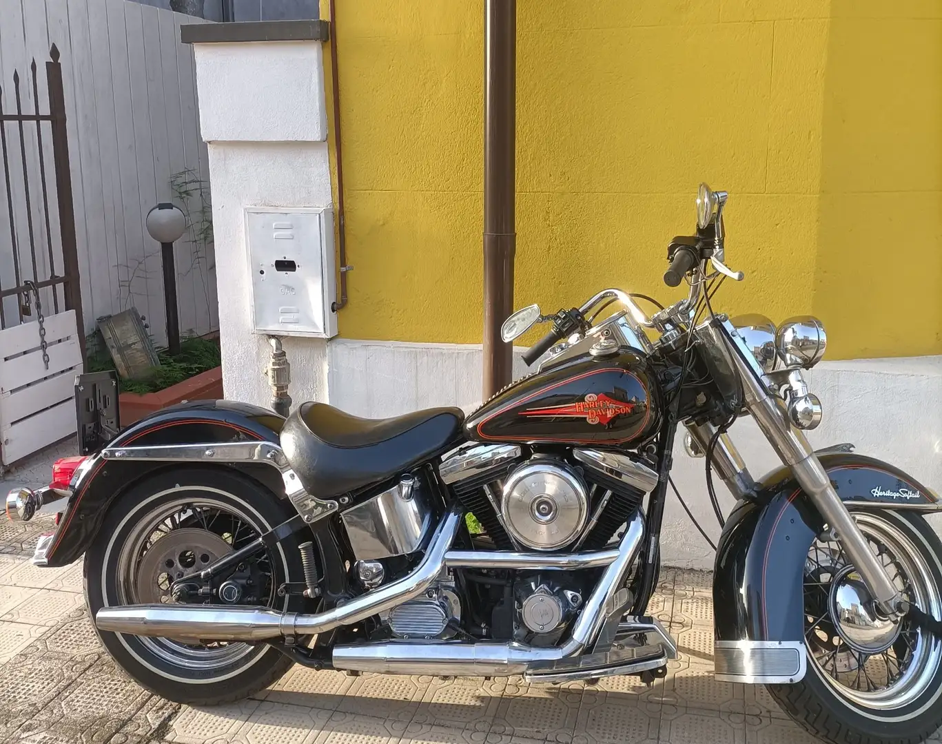 Harley-Davidson Heritage Softail Nero - 1