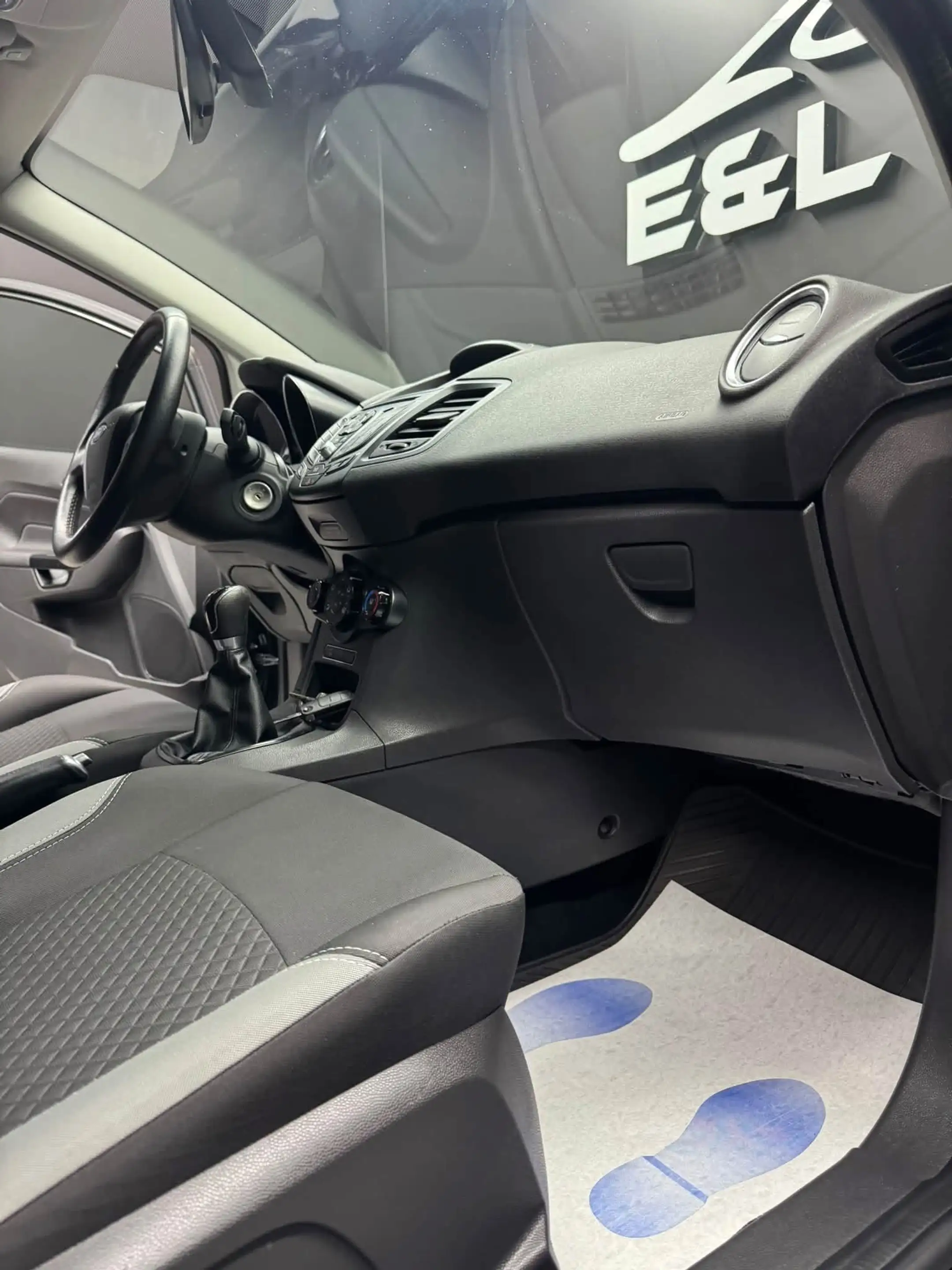 Ford Fiesta Fiesta 1.0 EcoBoost **12 mois de garantie** — photo 10