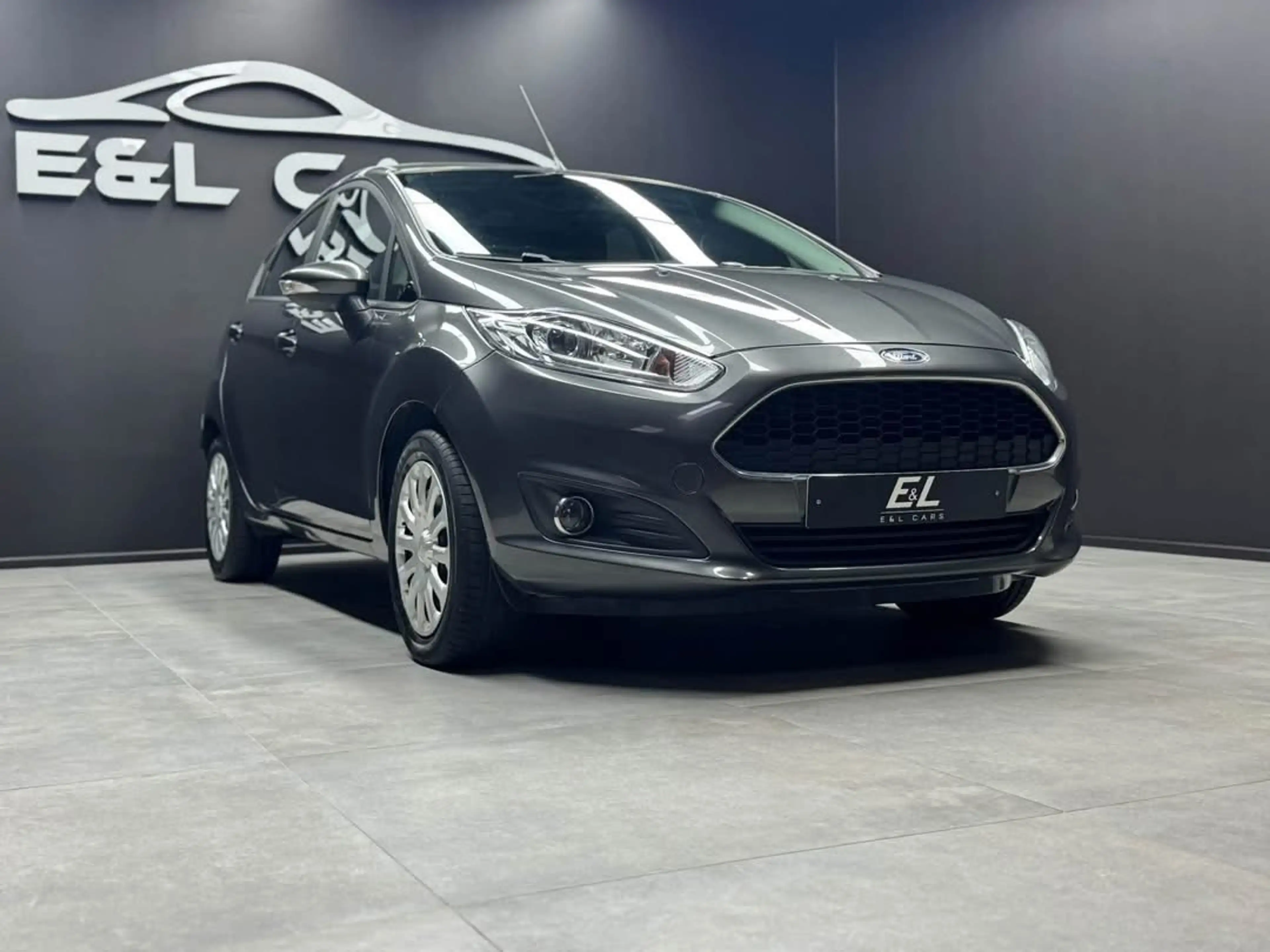 Ford Fiesta Fiesta 1.0 EcoBoost **12 mois de garantie** — photo 3