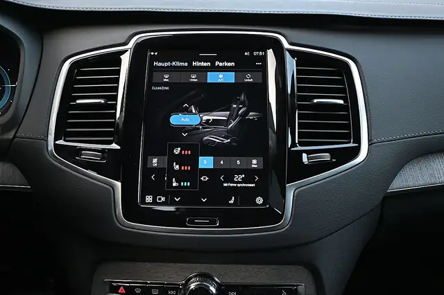 Volvo XC90 T8 AWD Recharge PHEV Plus Dark Geartronic ACC, ... Ansicht 15
