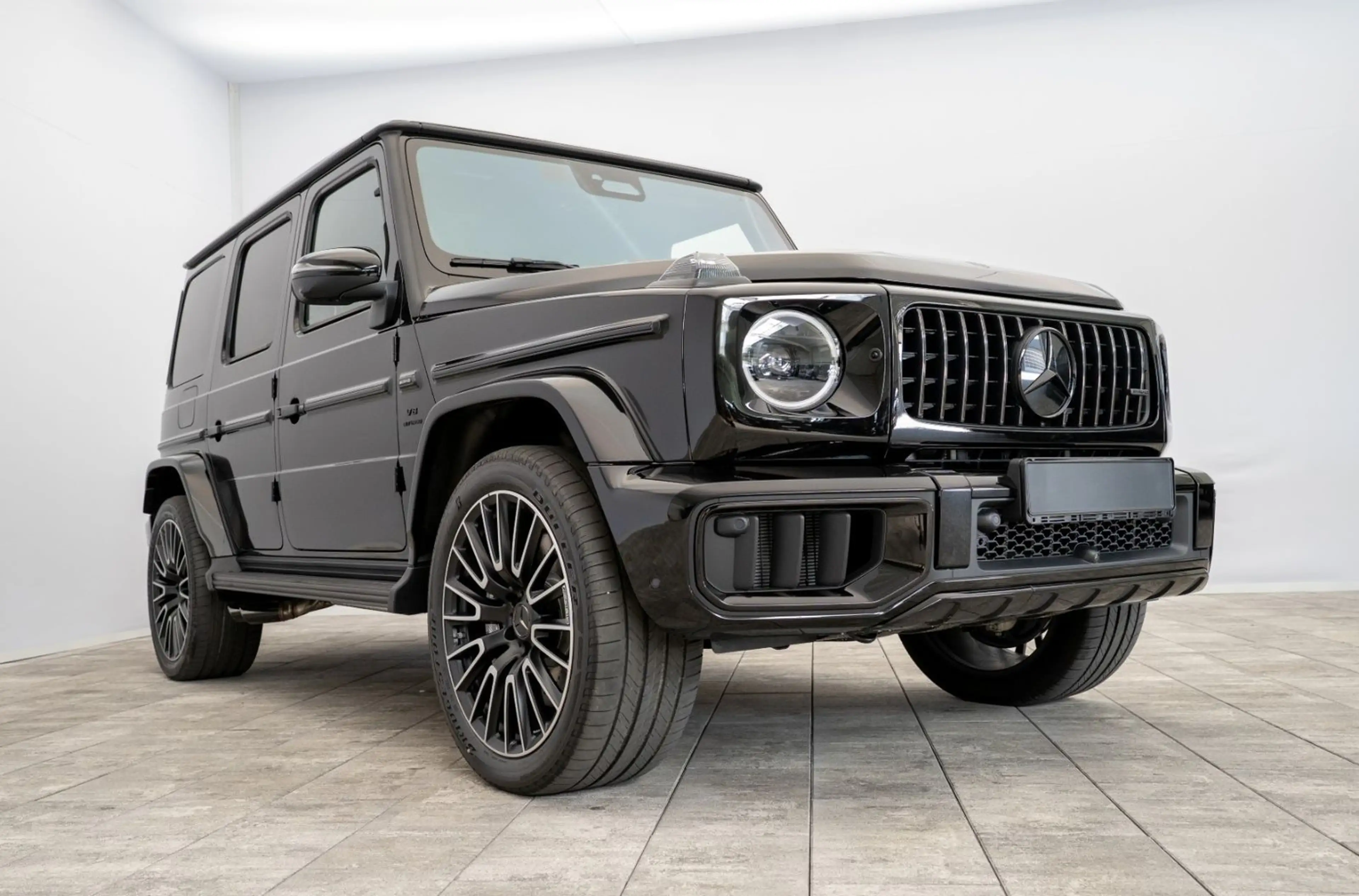 Mercedes-Benz G 63 AMG °Superior°Carbon°Fond Entert.°2027°