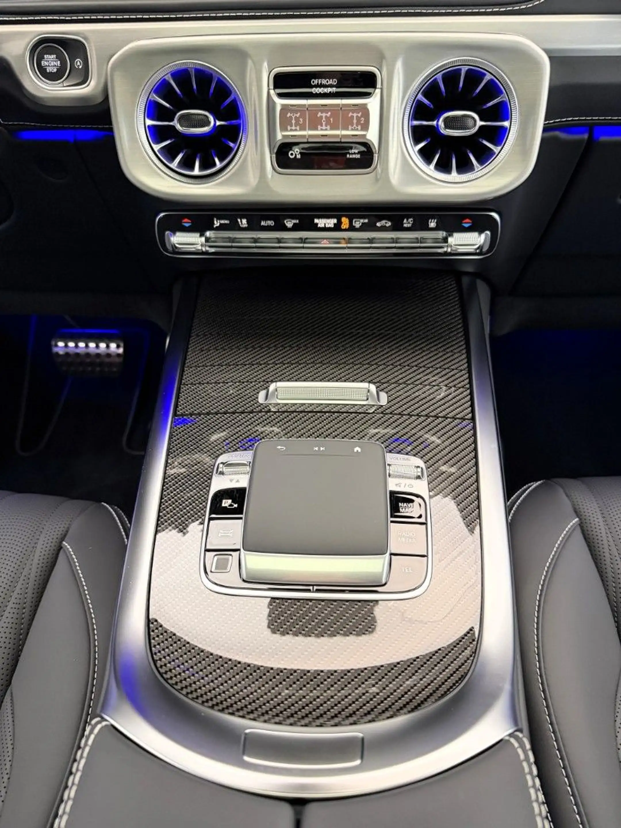 Mercedes-Benz G 63 AMG °Superior°Carbon°Fond Entert.°2027° — photo 13