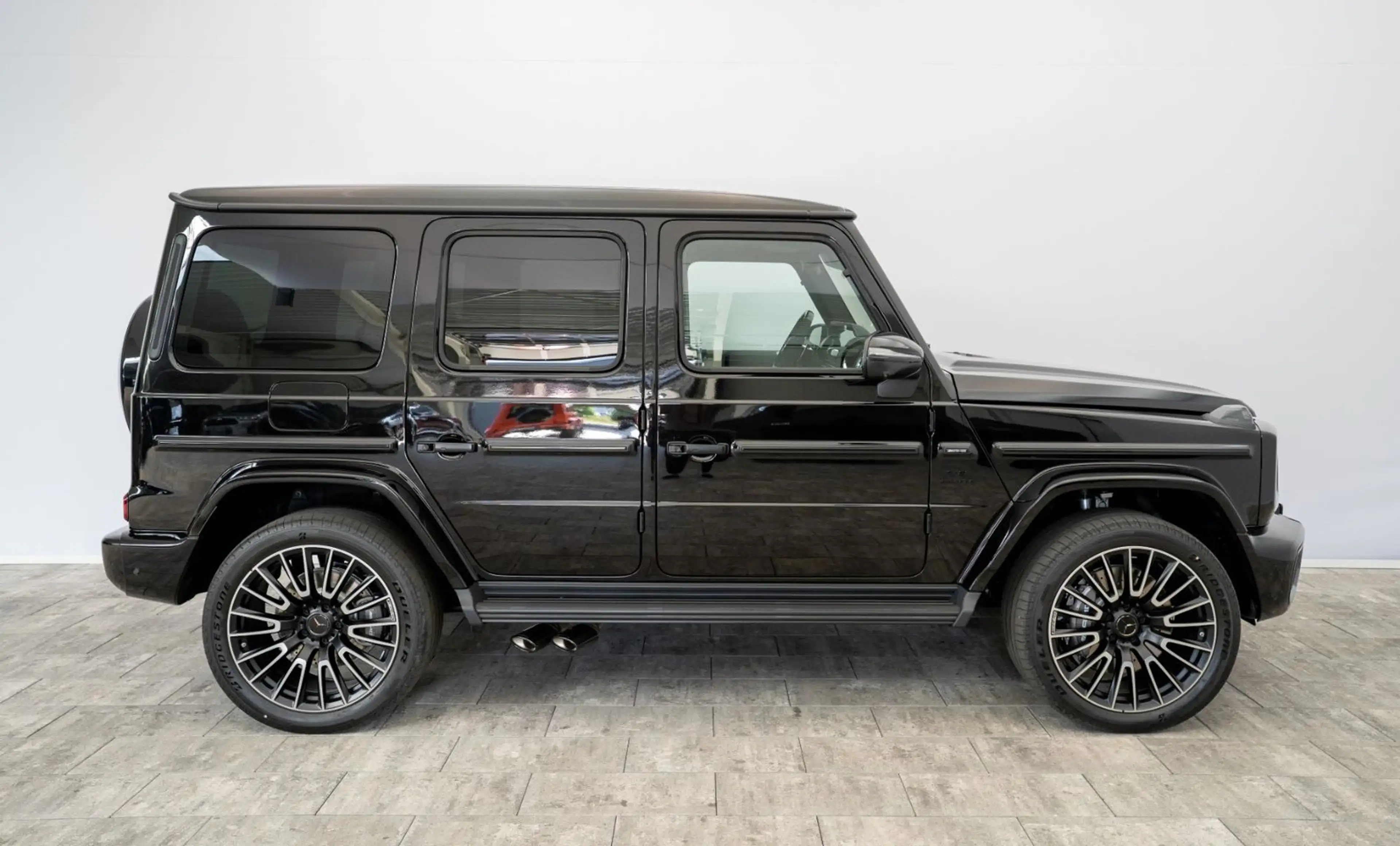 Mercedes-Benz G 63 AMG °Superior°Carbon°Fond Entert.°2027° — photo 4