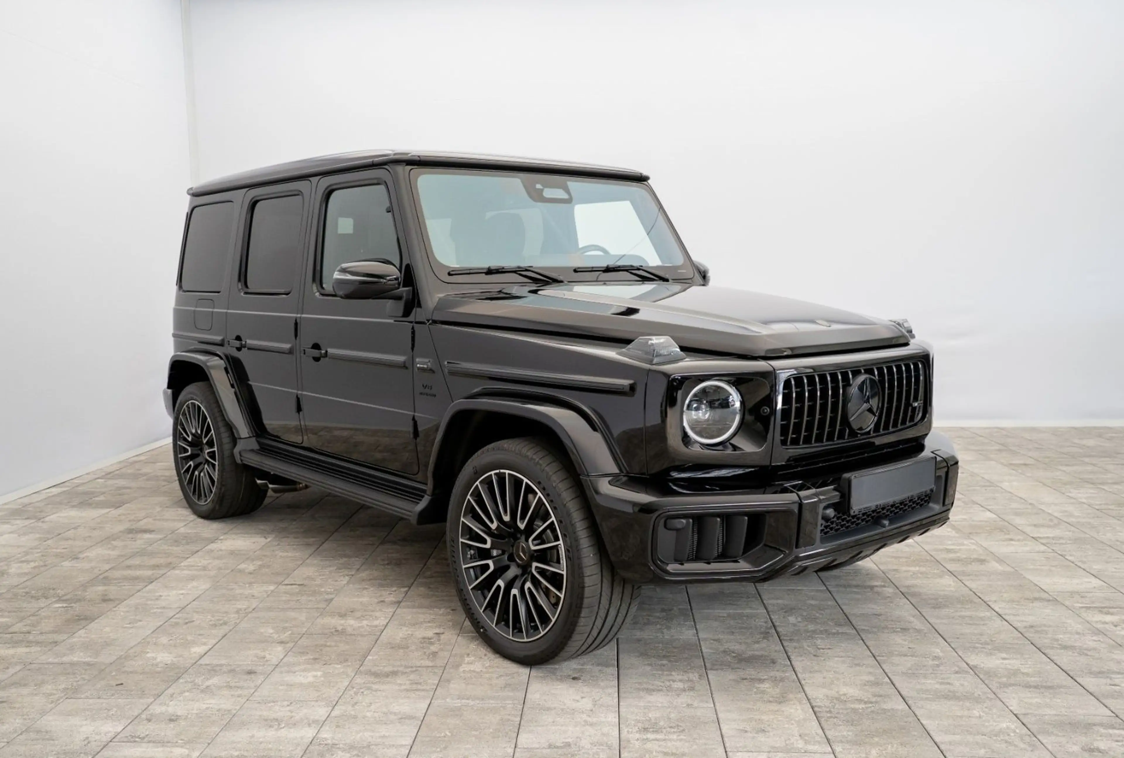 Mercedes-Benz G 63 AMG °Superior°Carbon°Fond Entert.°2027° — photo 3