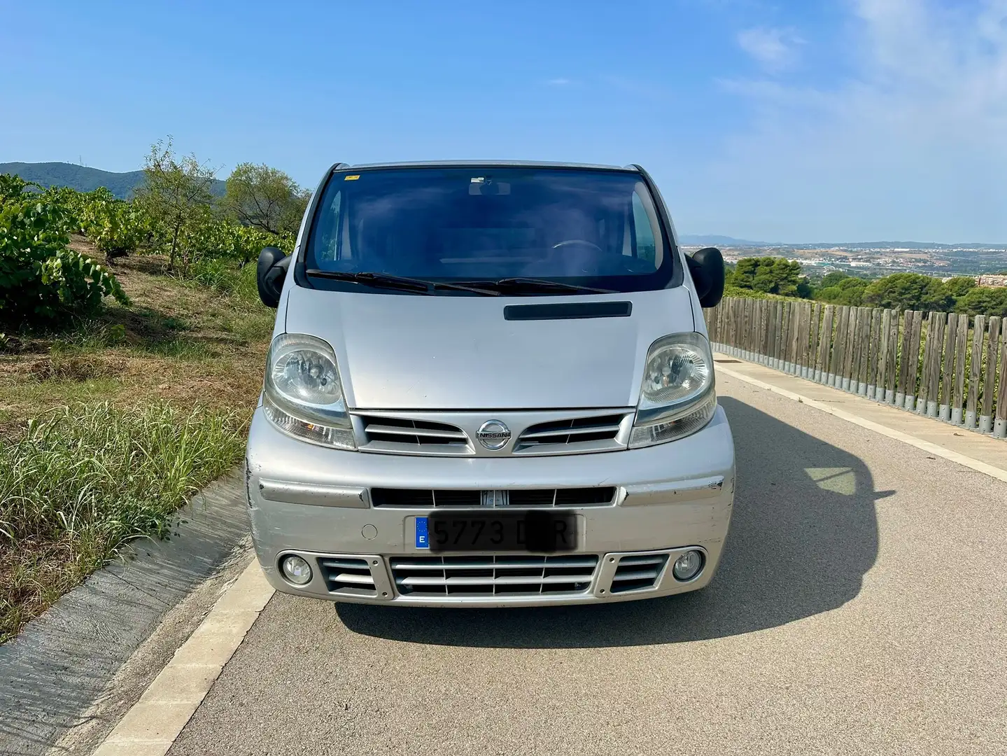 Nissan Primastar DCI 140 Avantour 7 Plateado - 2